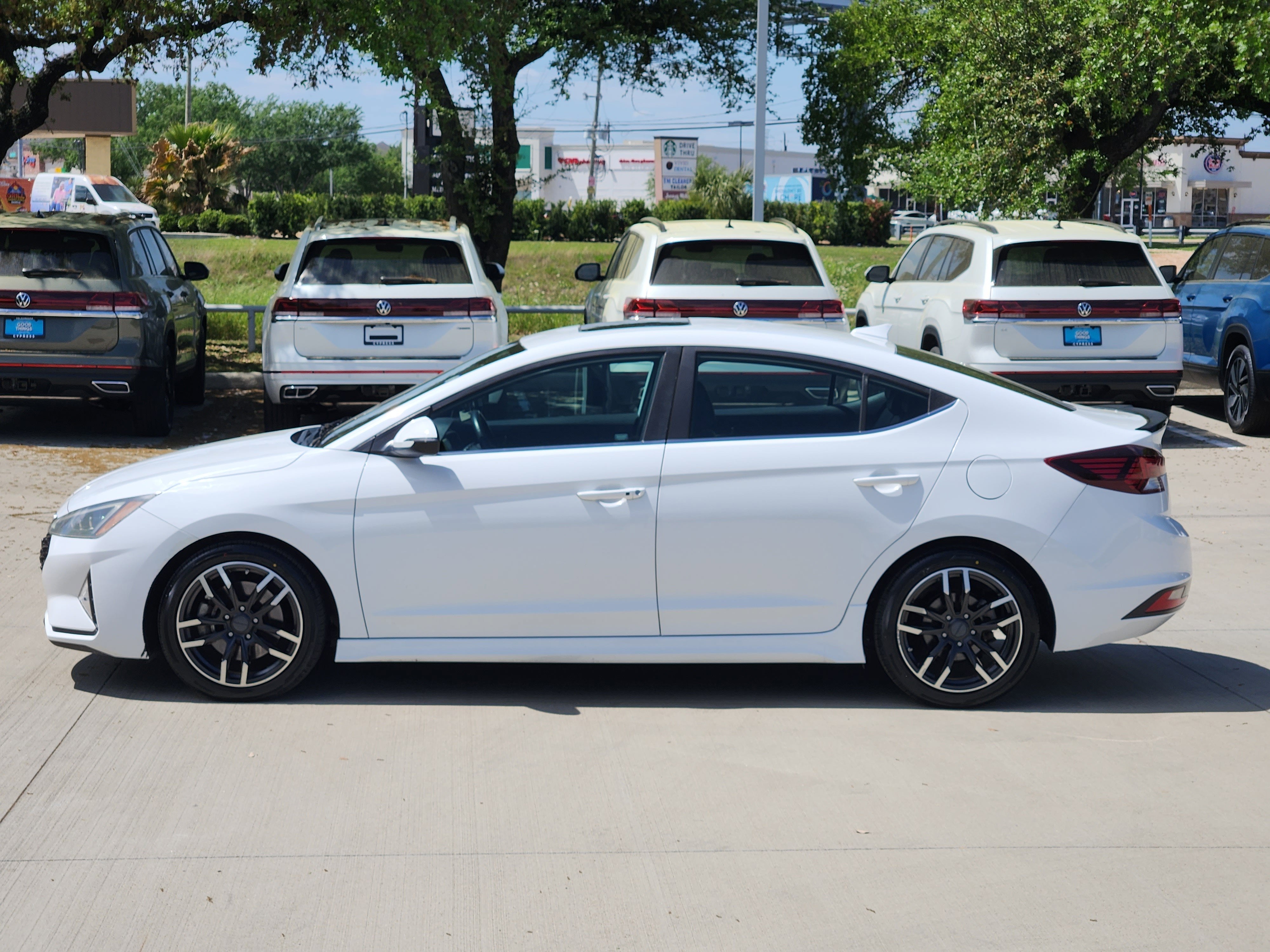 2019 Hyundai Elantra Sport