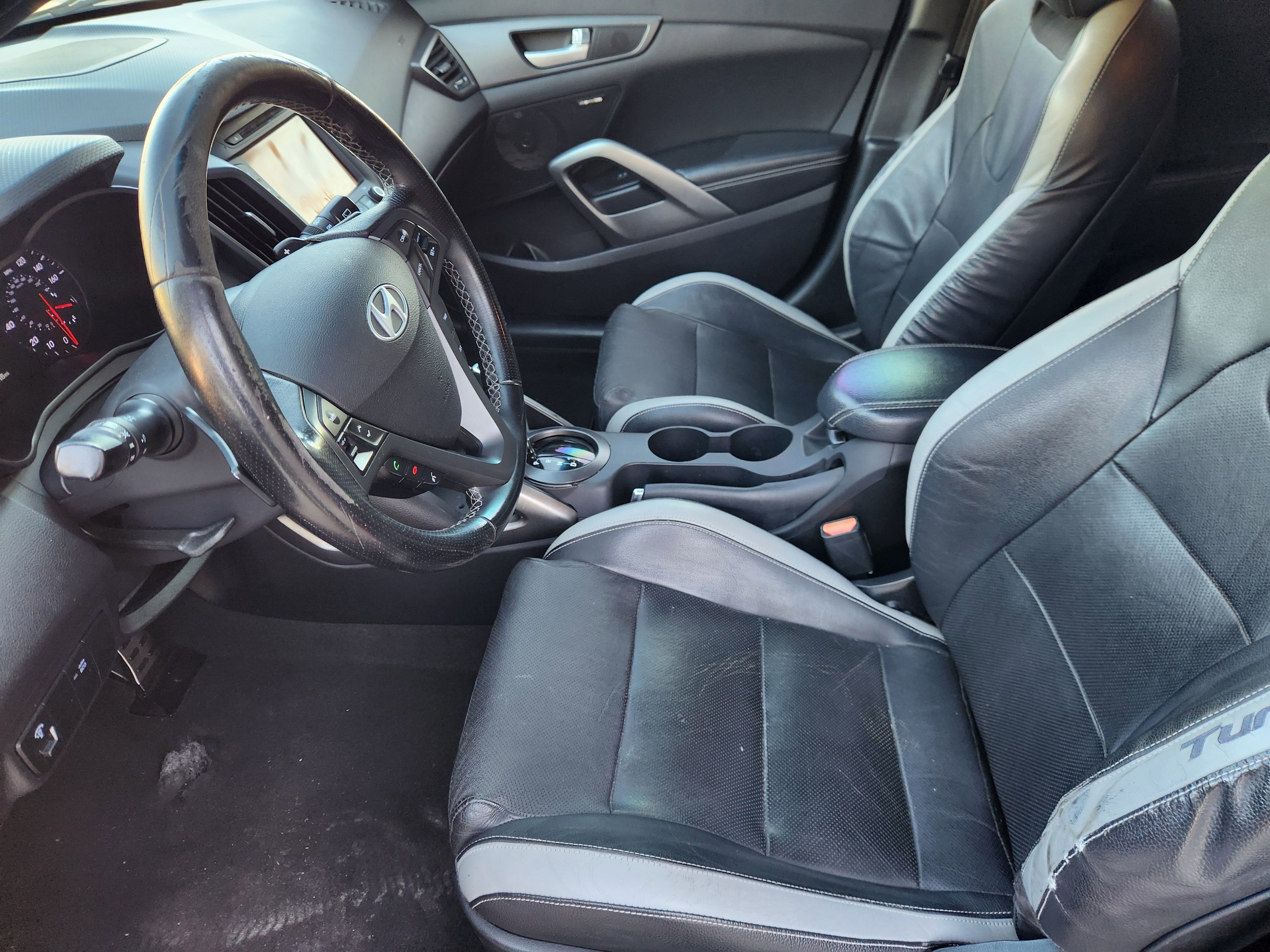 2016 Hyundai Veloster Turbo