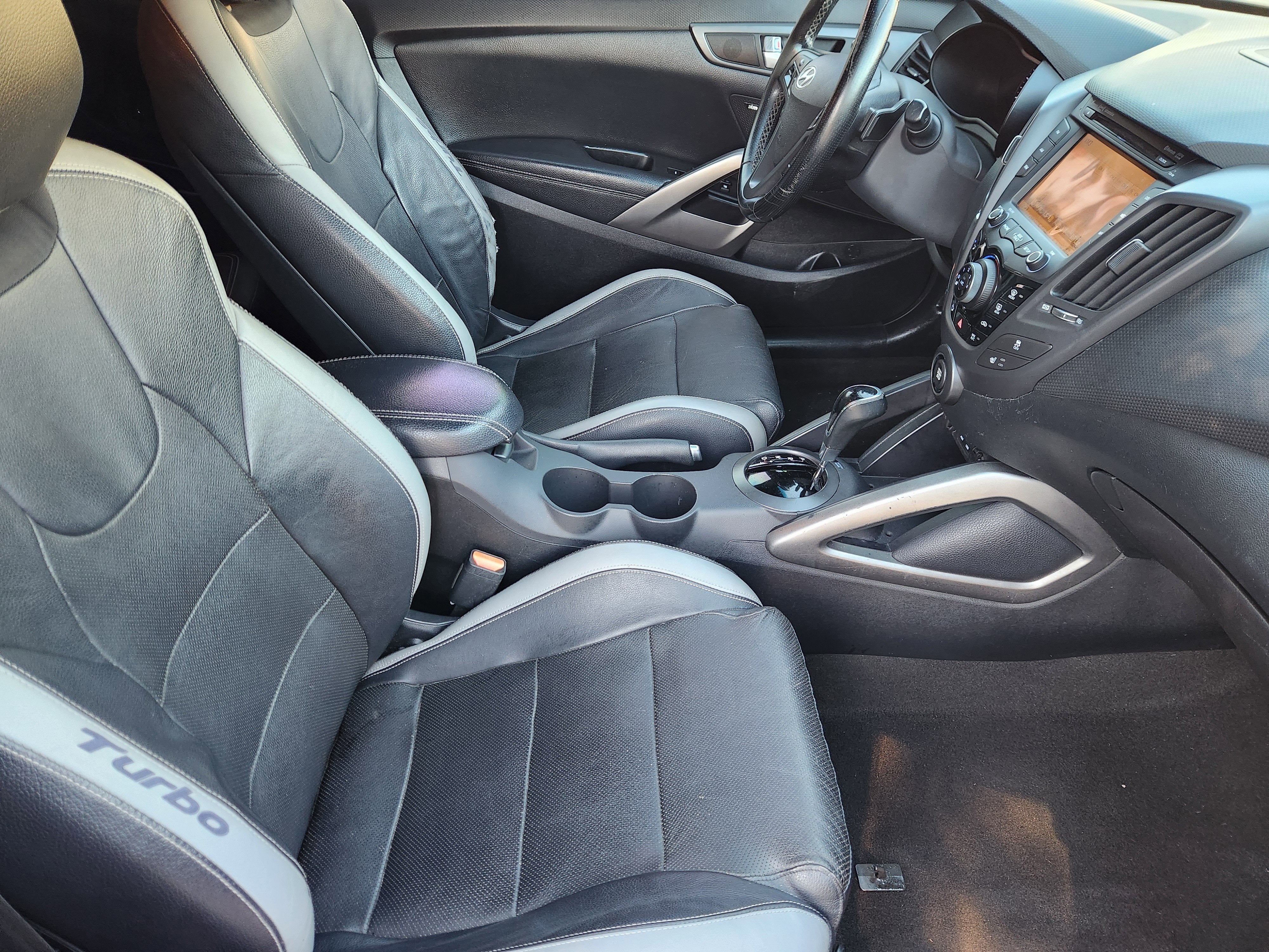 2016 Hyundai Veloster Turbo