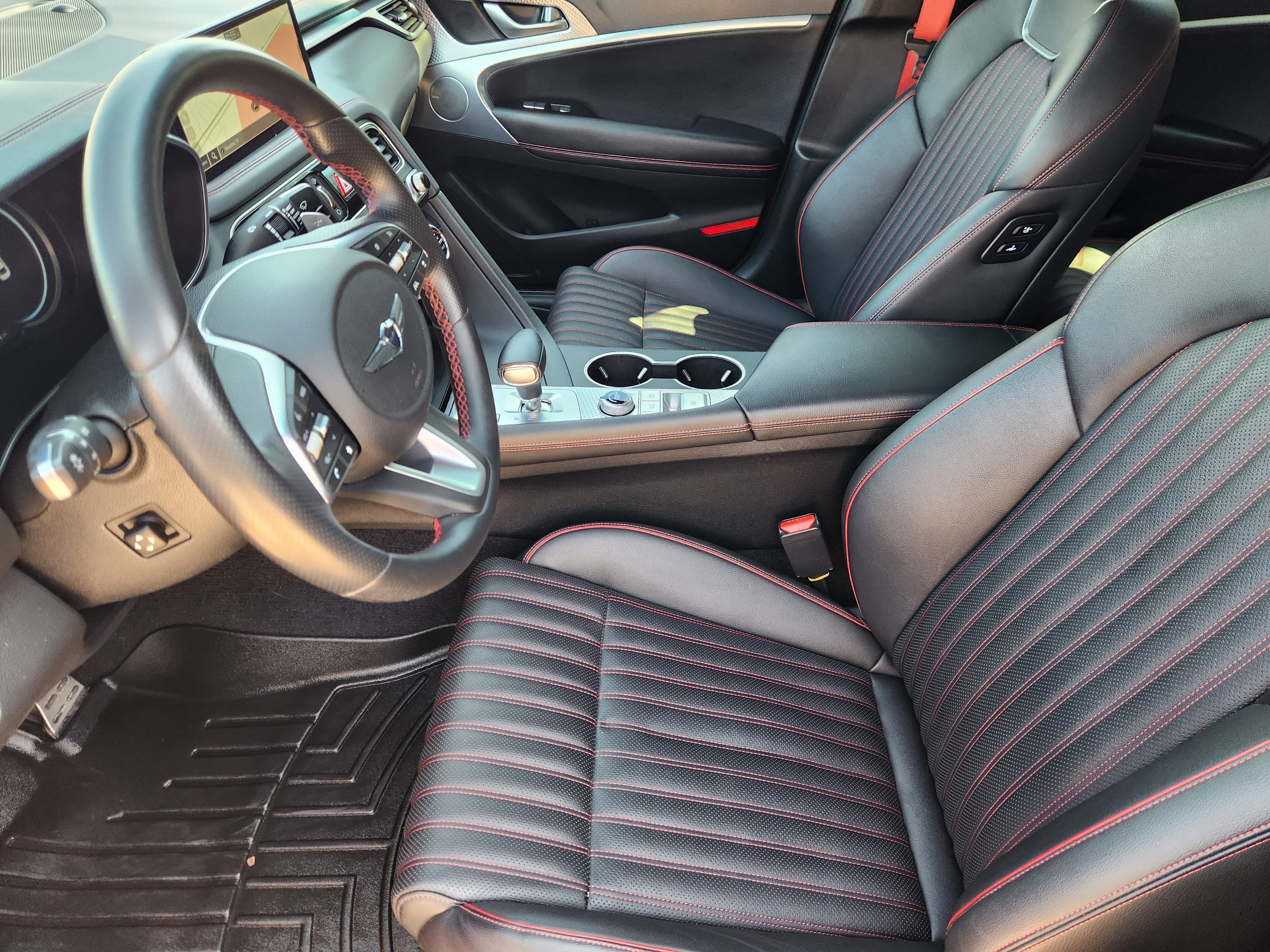 2023 Genesis G70 2.0T