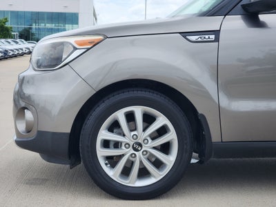 2017 Kia Soul +