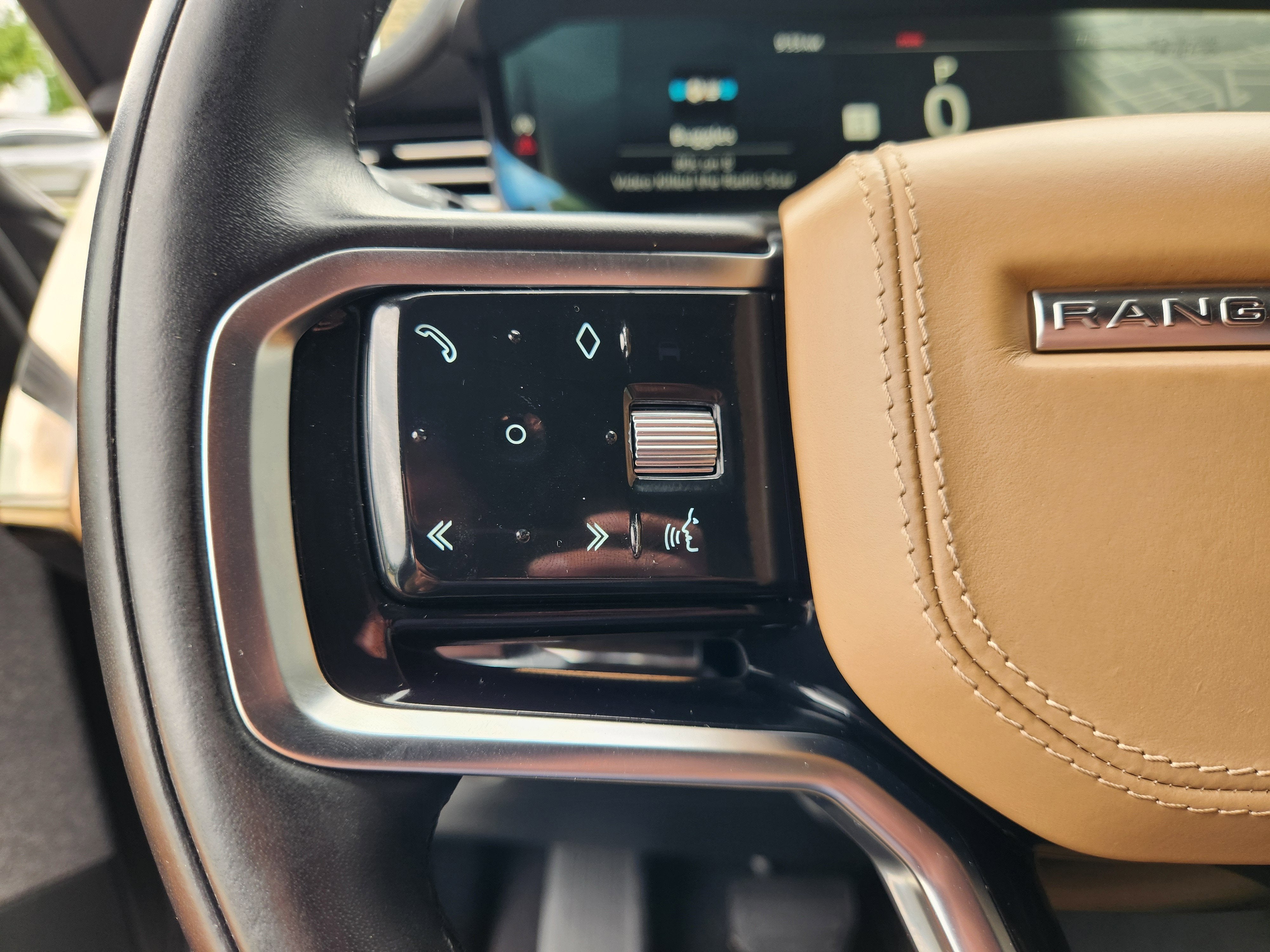 2023 Land Rover Range Rover Sport SE