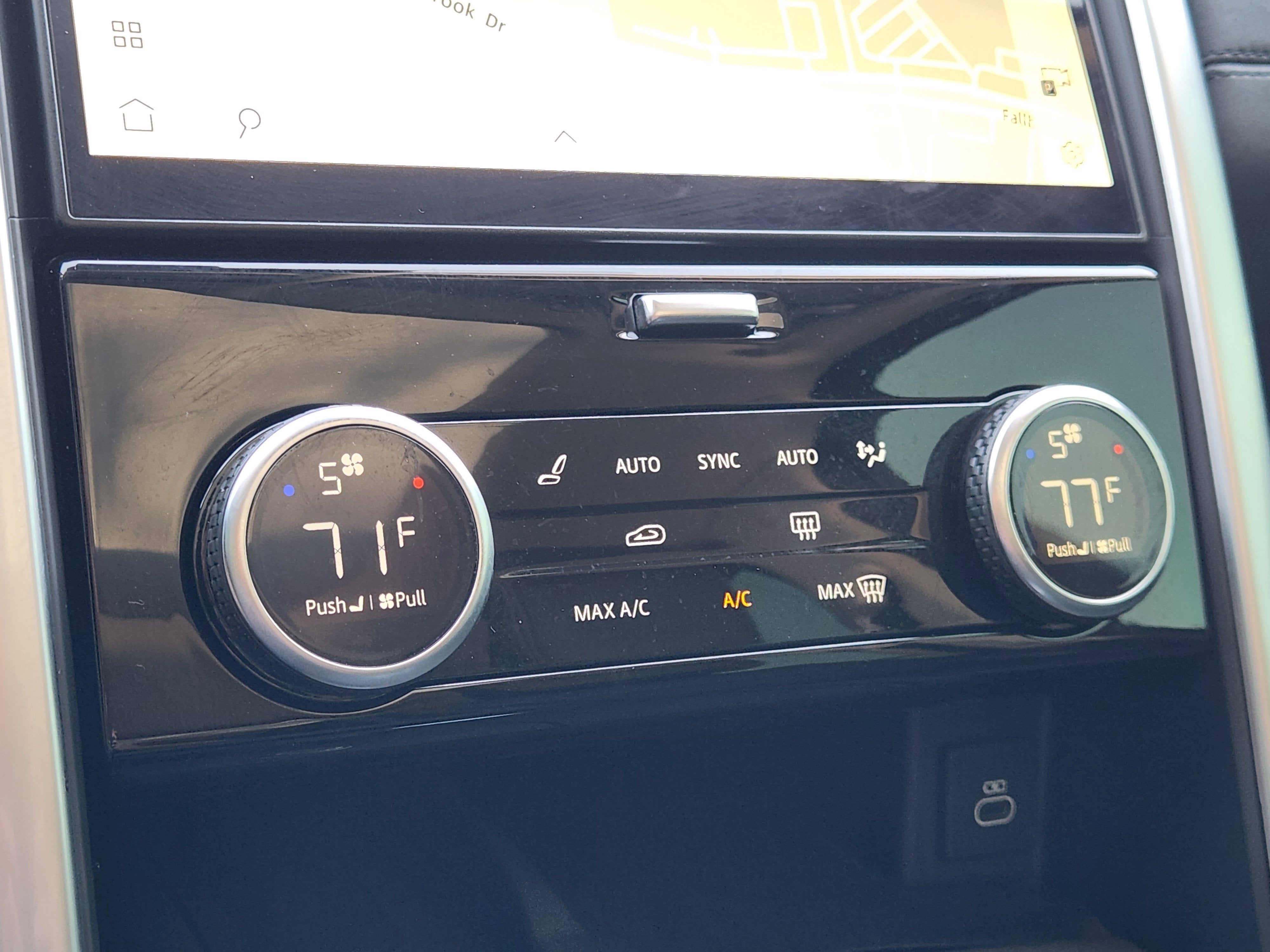 2024 Land Rover Discovery S