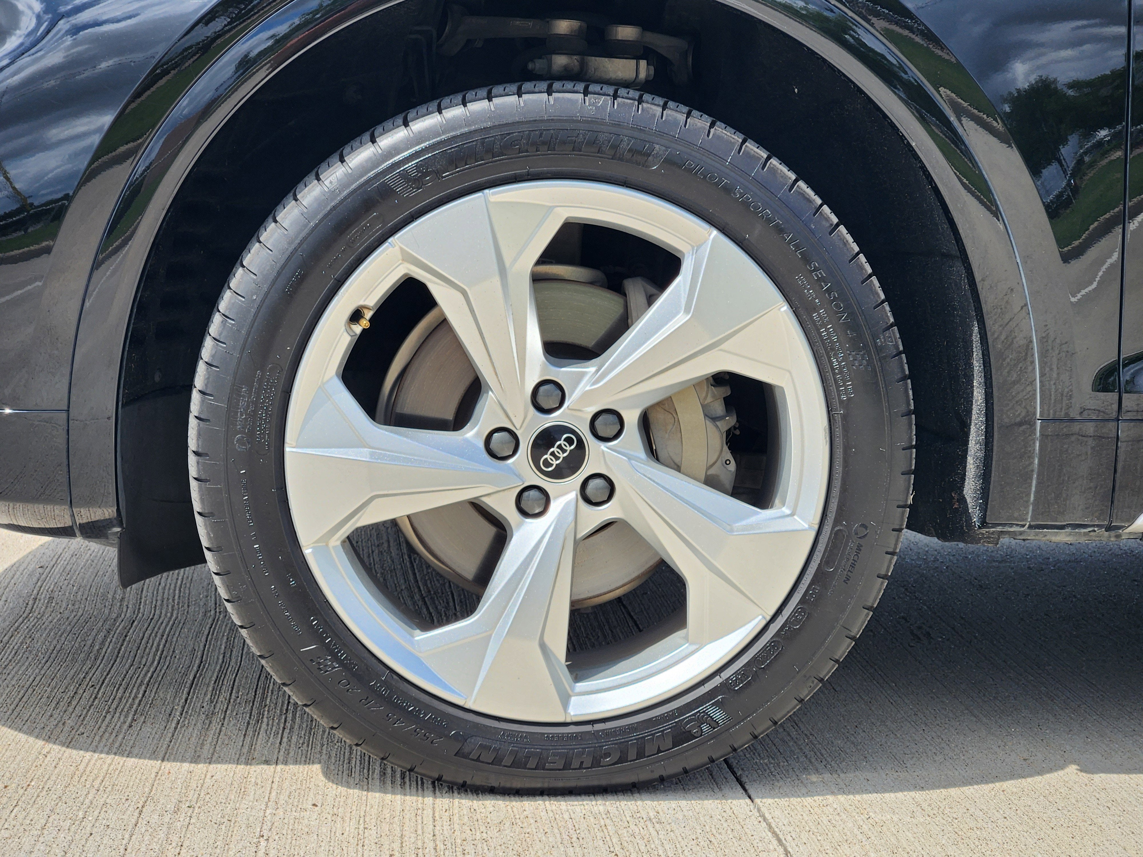 2023 Audi Q5 S line Premium Plus
