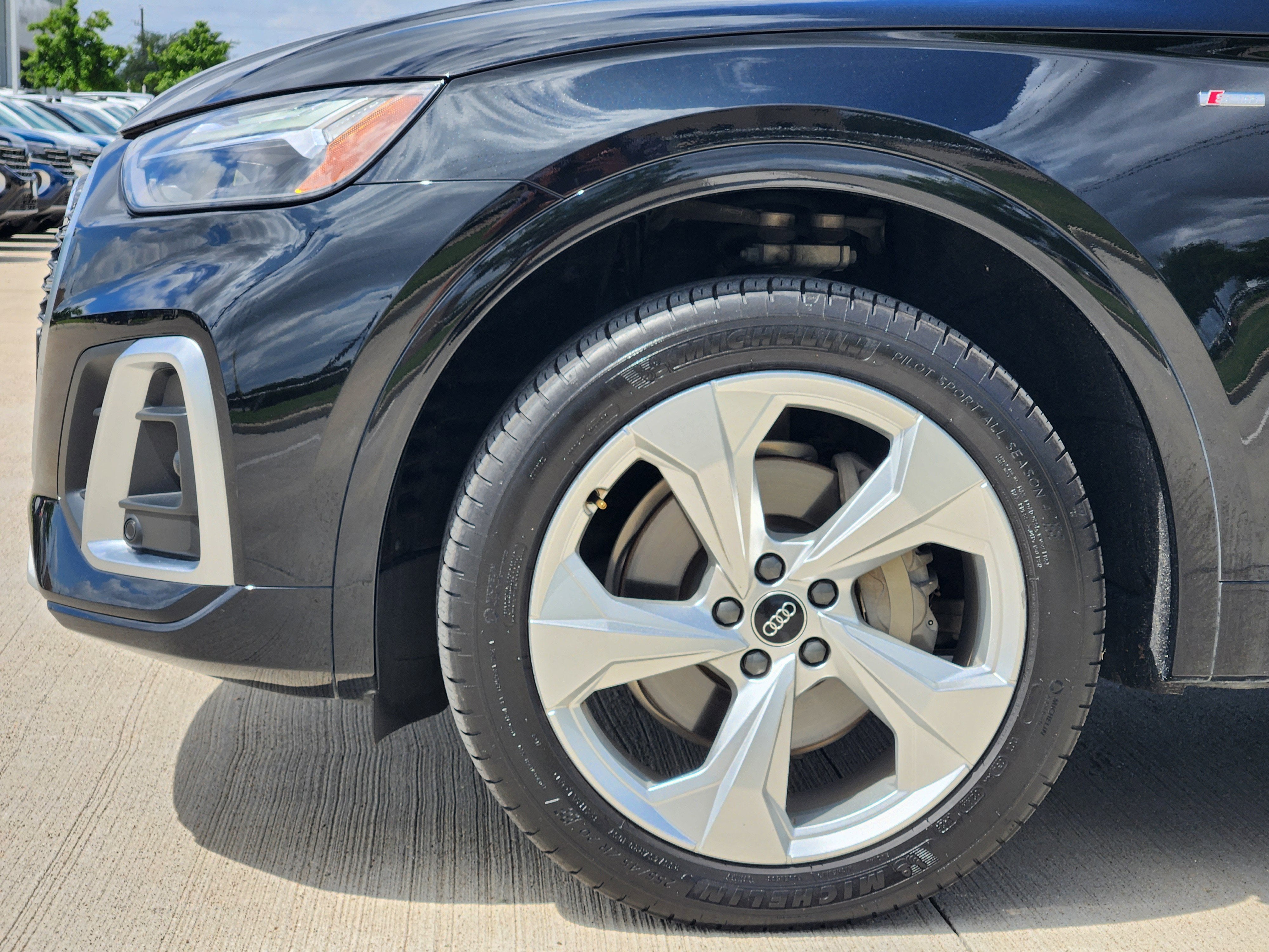 2023 Audi Q5 S line Premium Plus