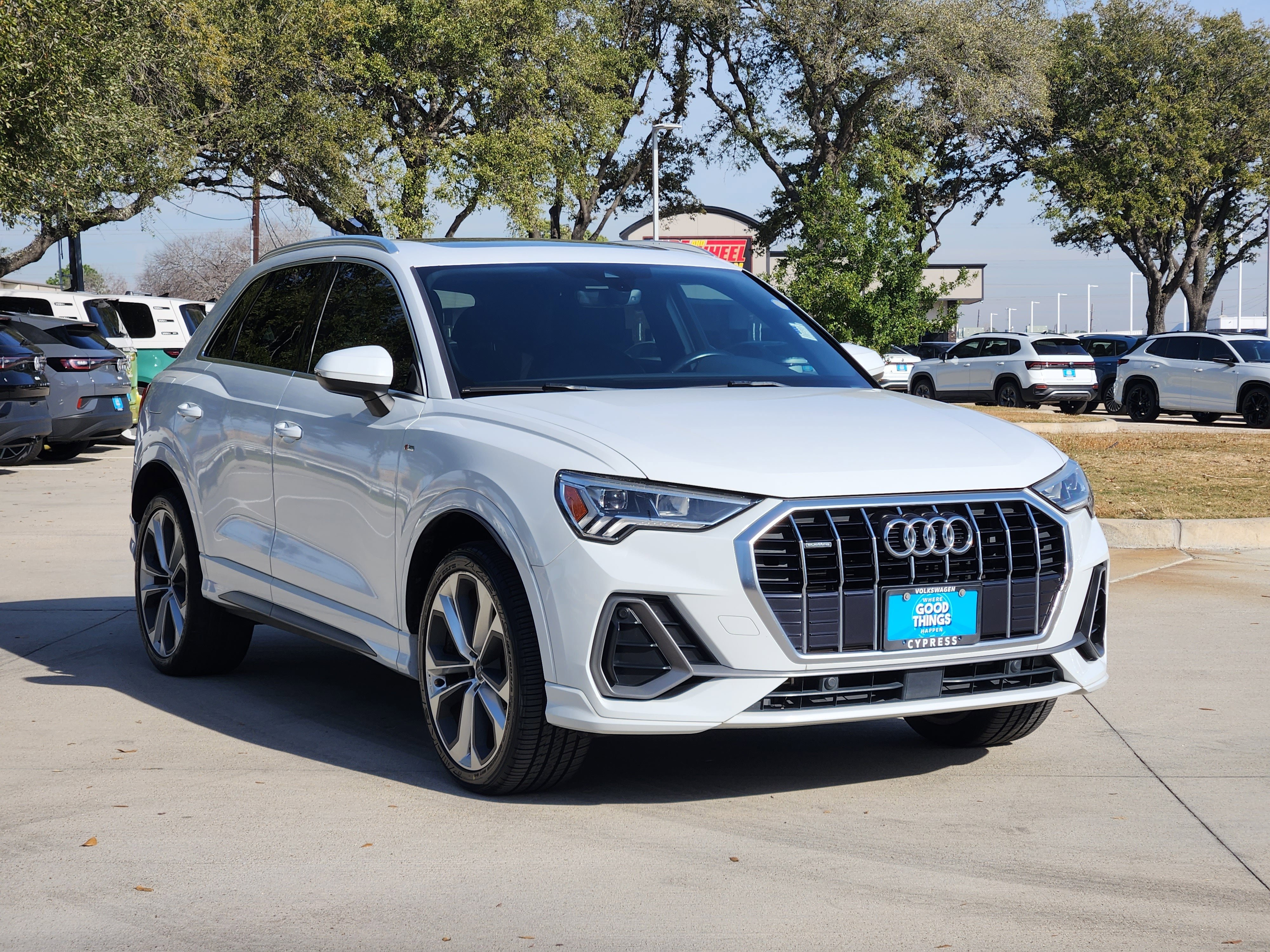 2020 Audi Q3 S line Premium Plus