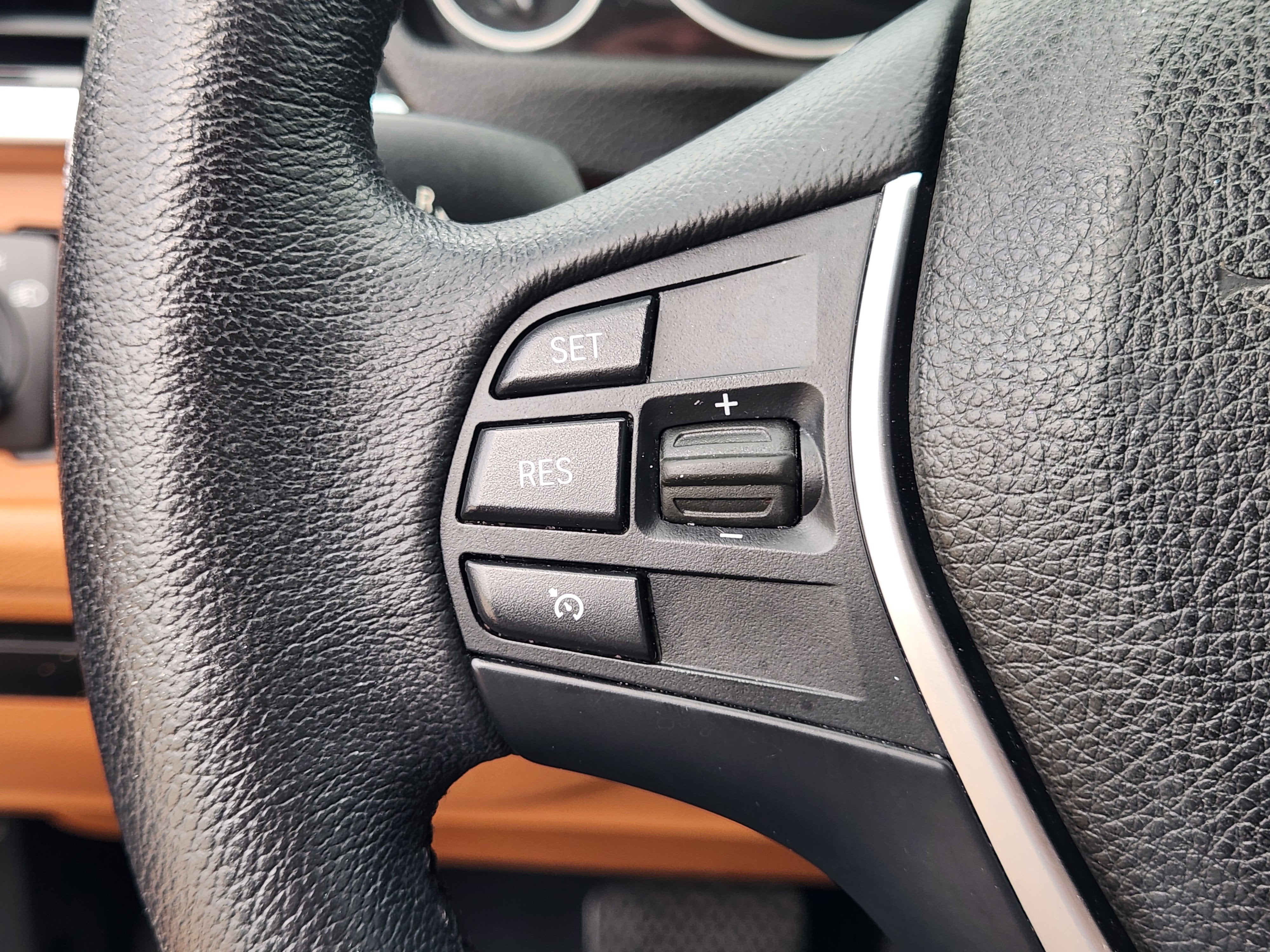 2015 BMW 3 Series 328i