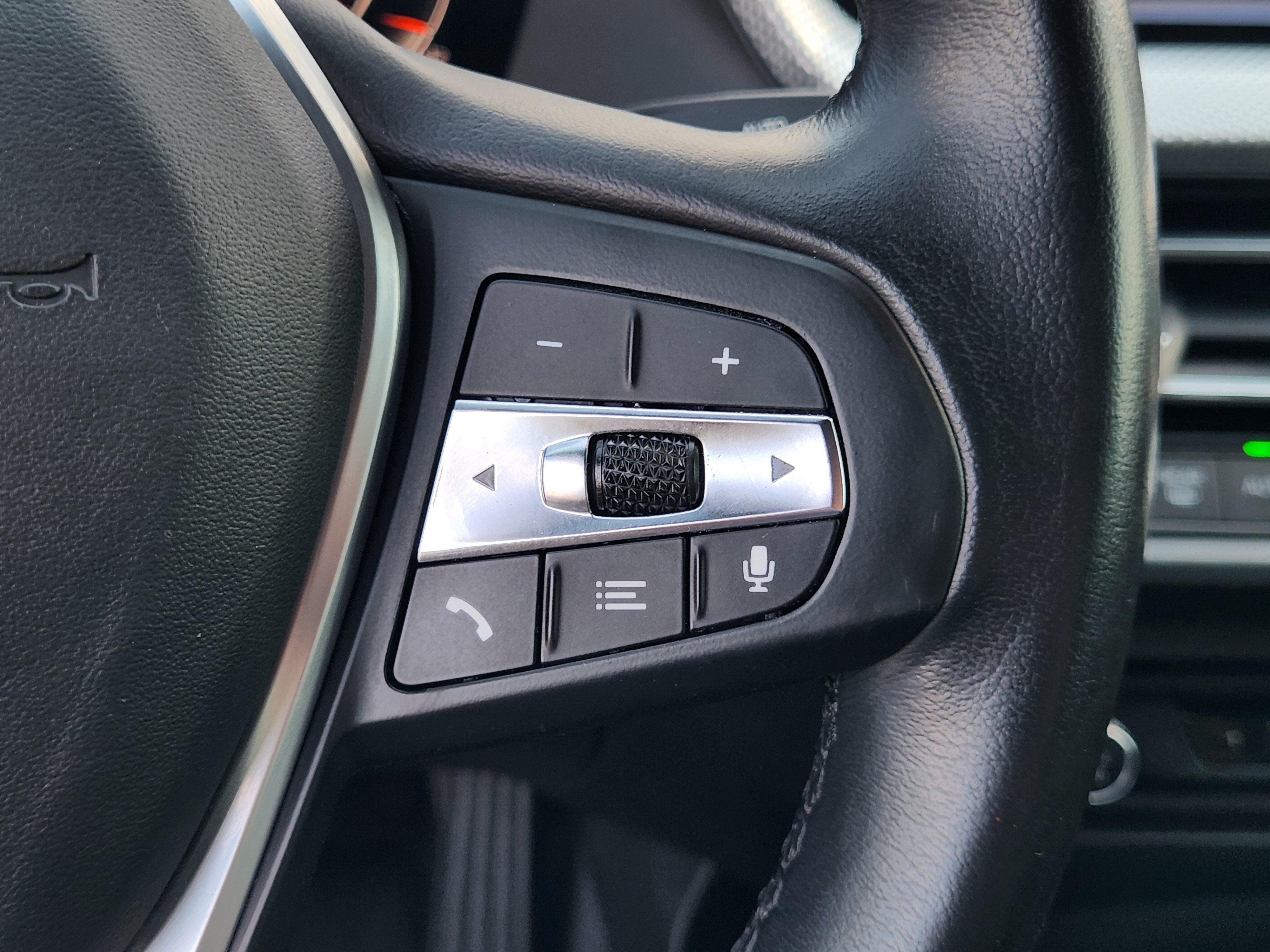 2022 BMW 2 Series 228i