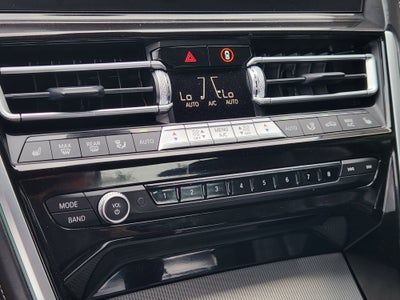 2022 BMW 8 Series 840i