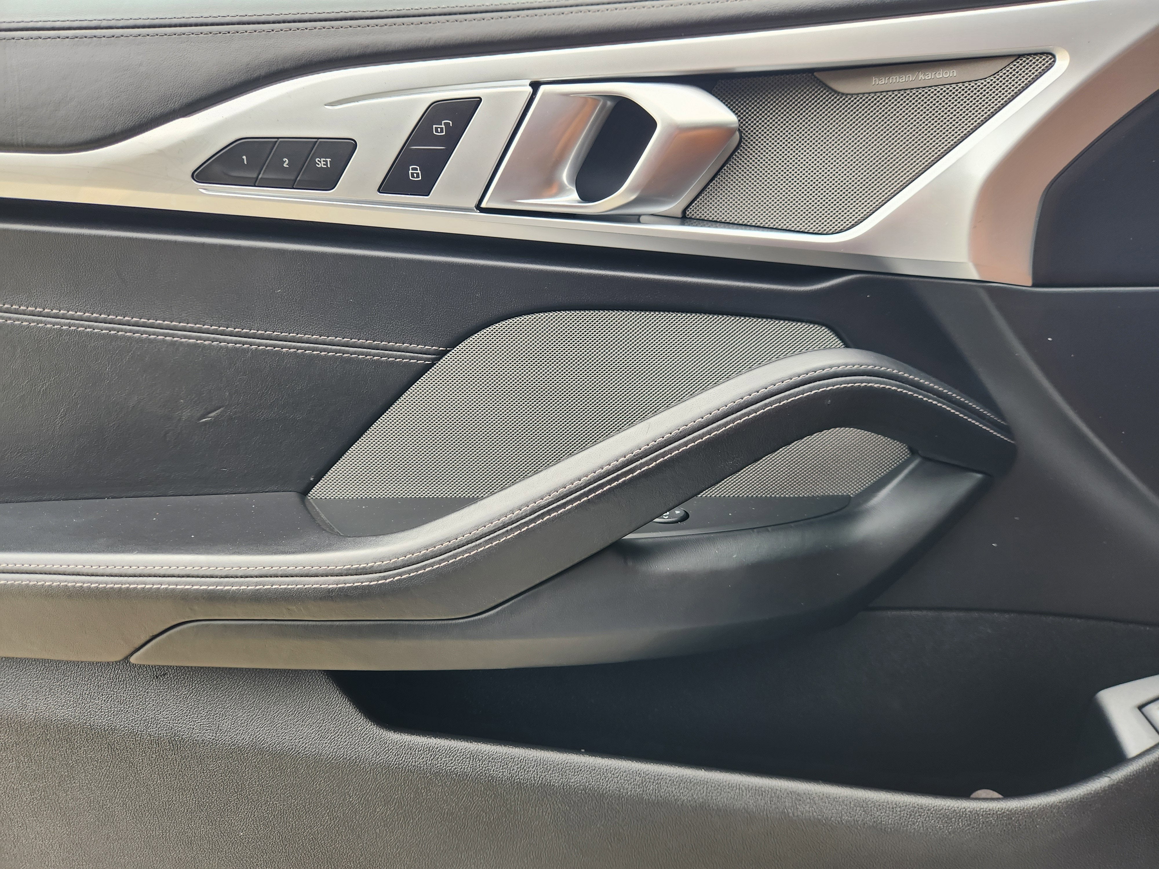 2022 BMW 8 Series 840i
