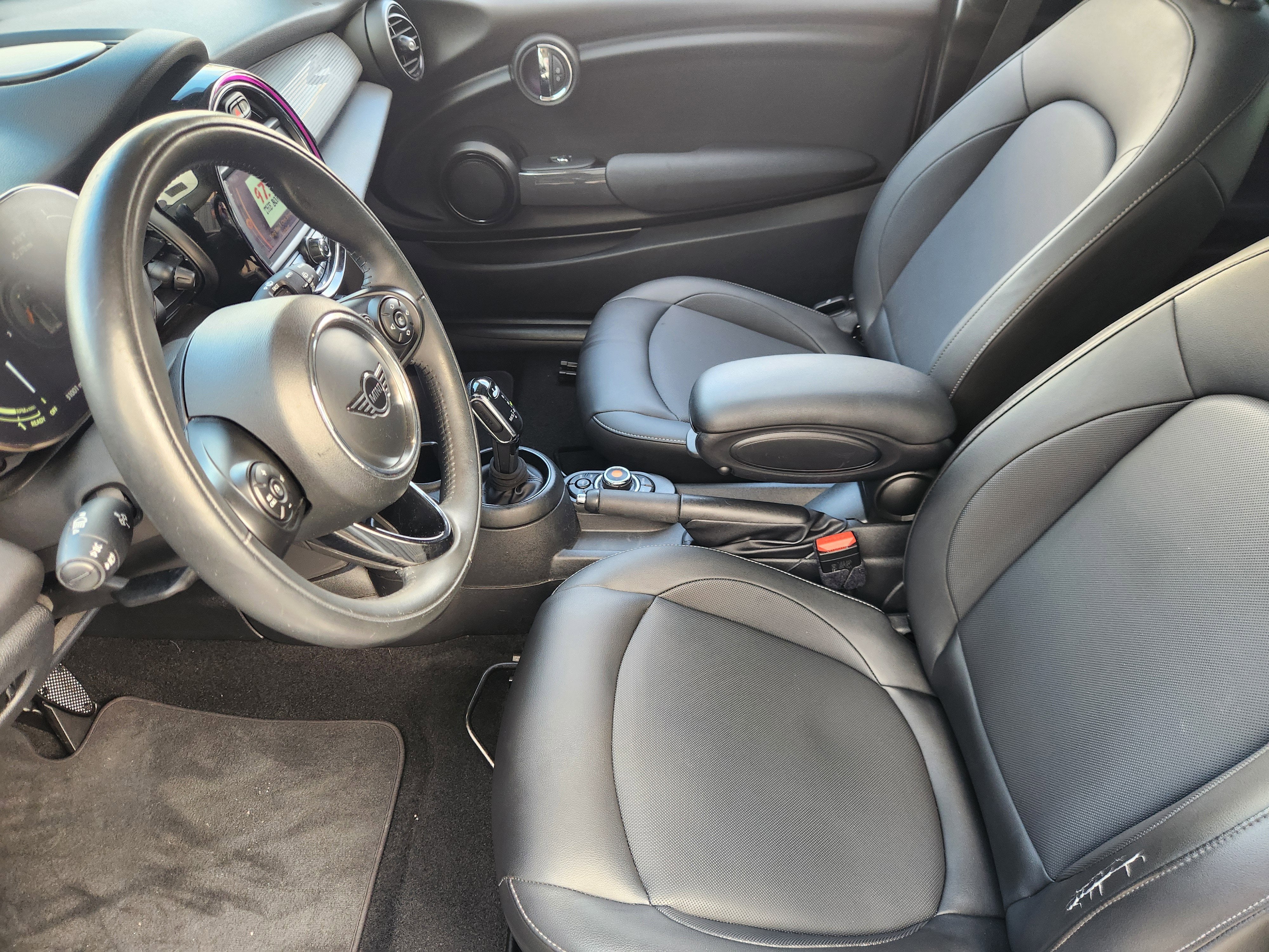 2021 MINI Hardtop 2 Door Cooper