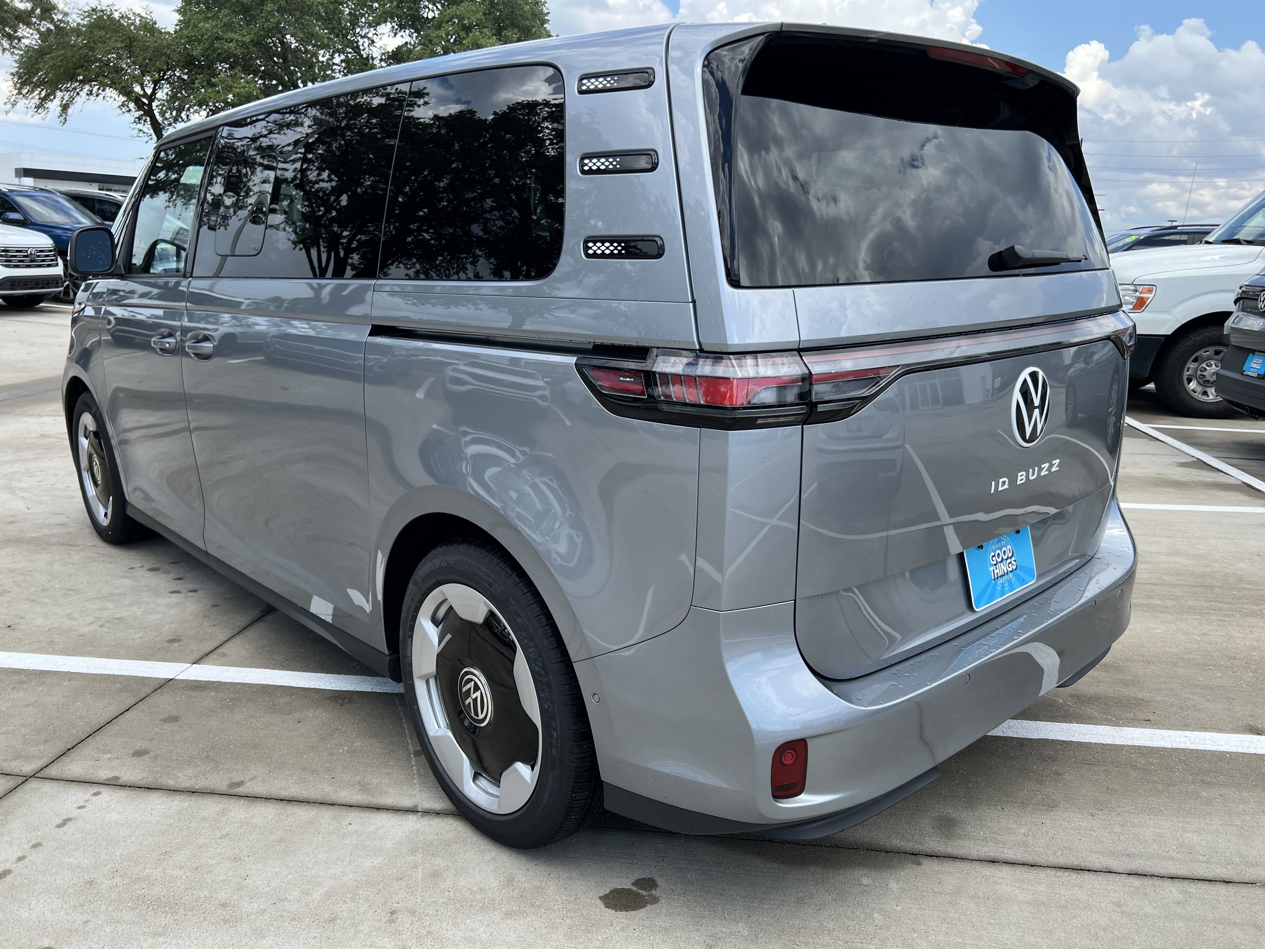 2025 Volkswagen ID. Buzz Pro S