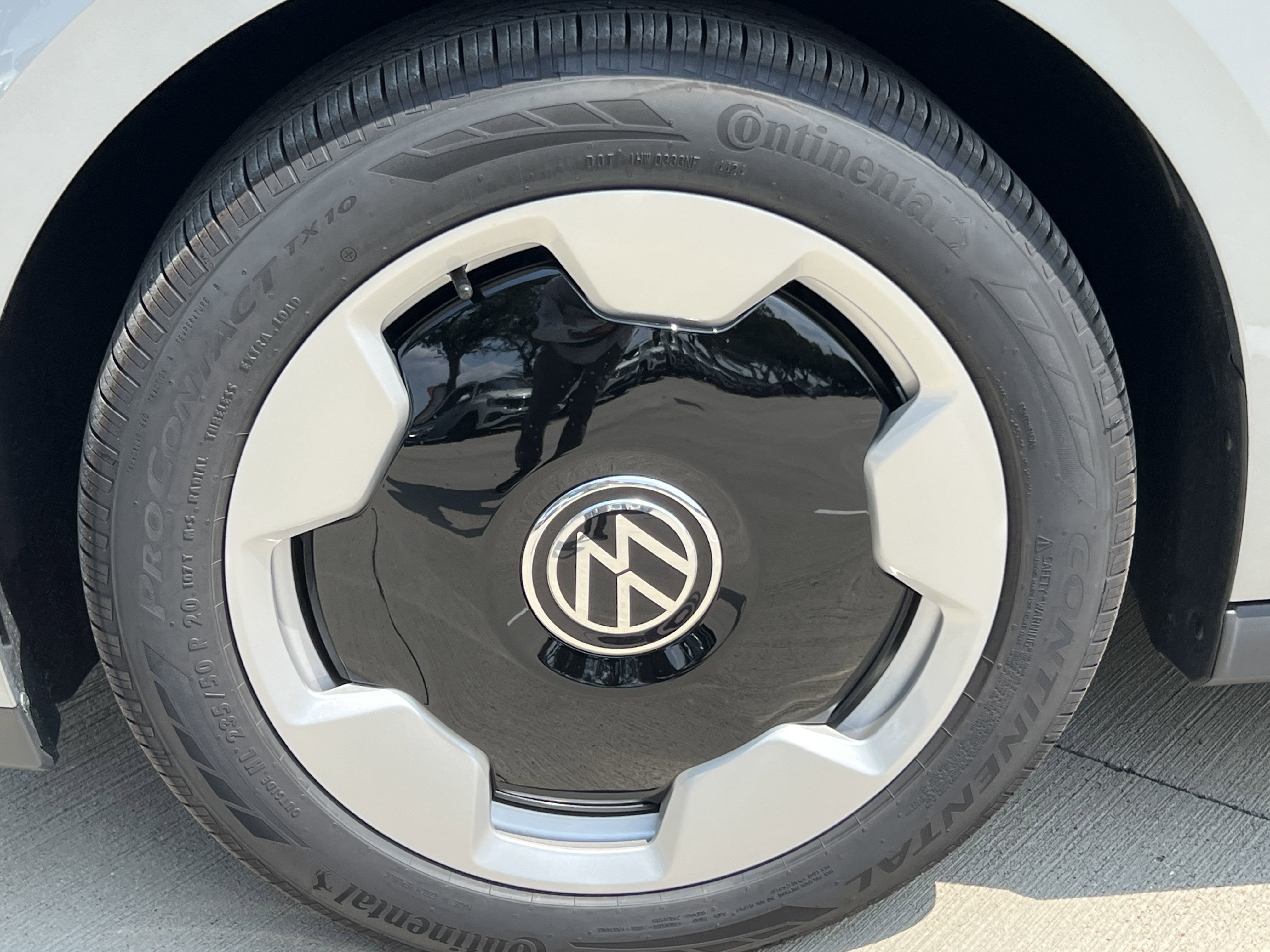 2025 Volkswagen ID. Buzz Pro S