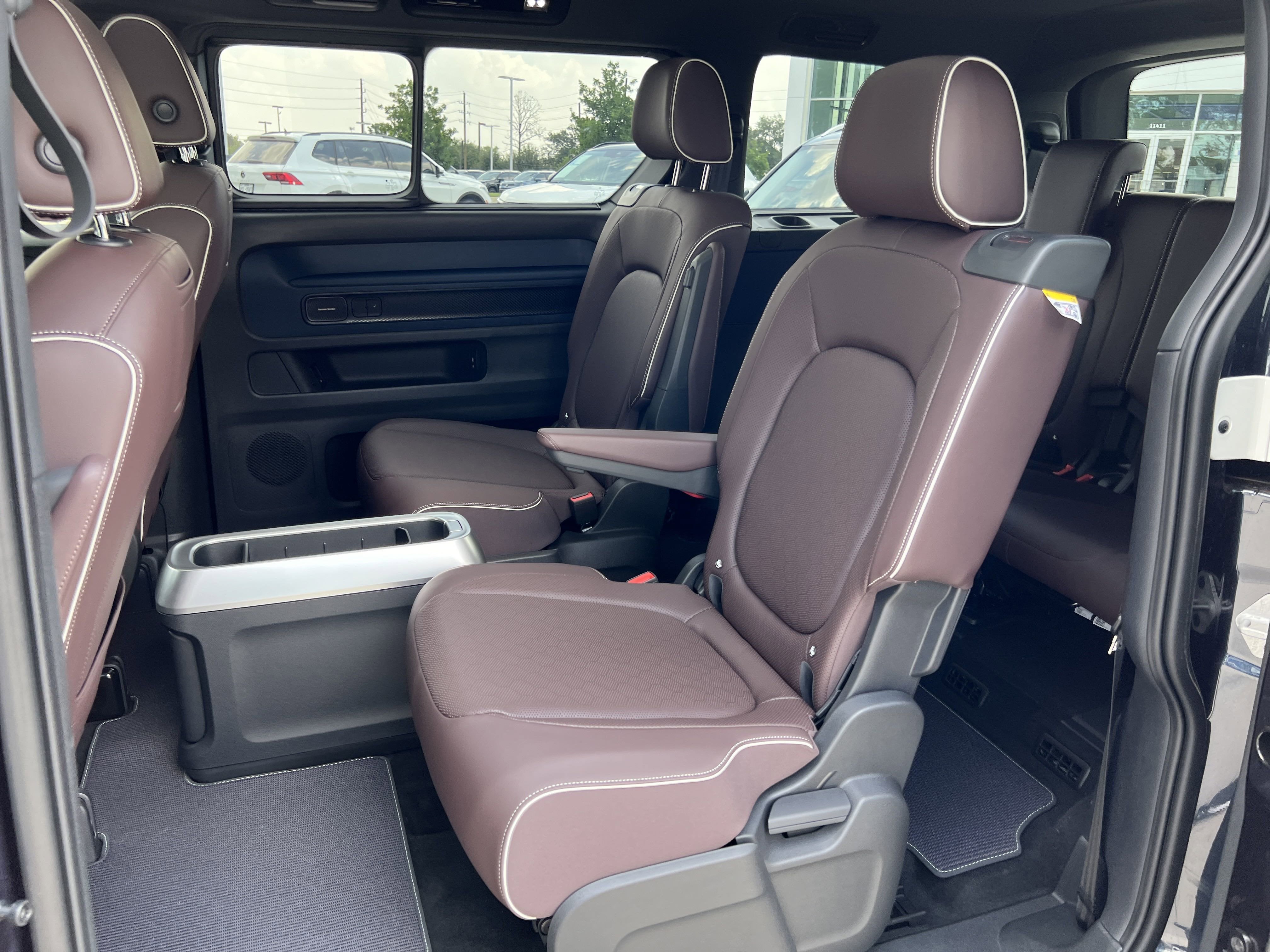 2025 Volkswagen ID. Buzz Pro S Plus