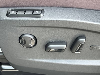 2025 Volkswagen ID. Buzz Pro S Plus