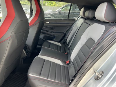 2025 Volkswagen Golf GTI SE