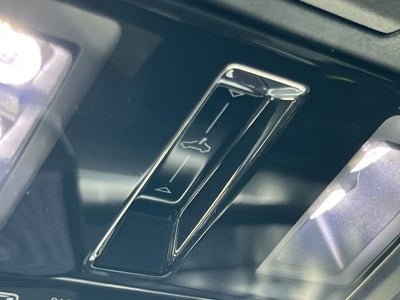 2025 Volkswagen Golf GTI SE