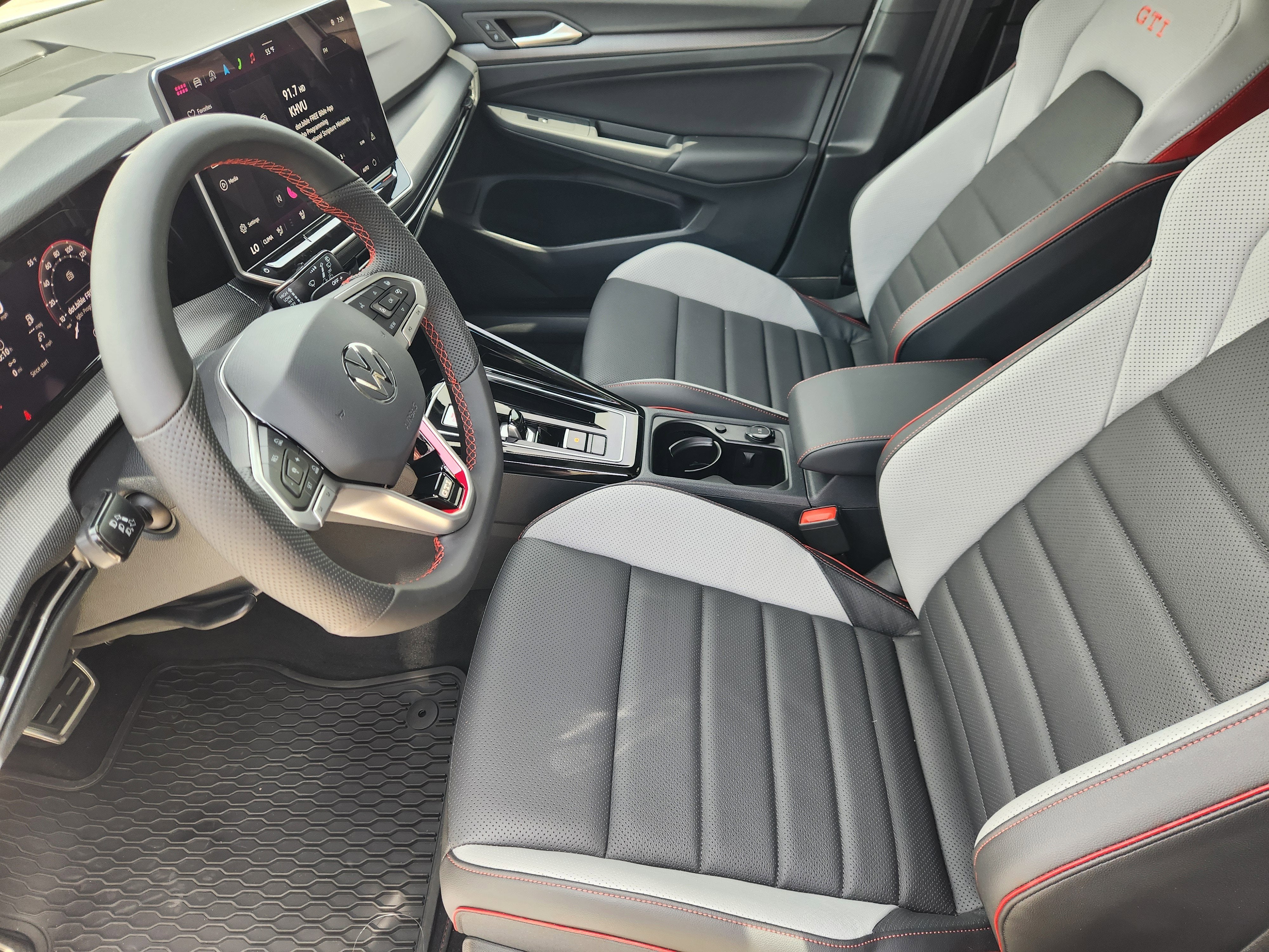 2026 Volkswagen Golf GTI SE