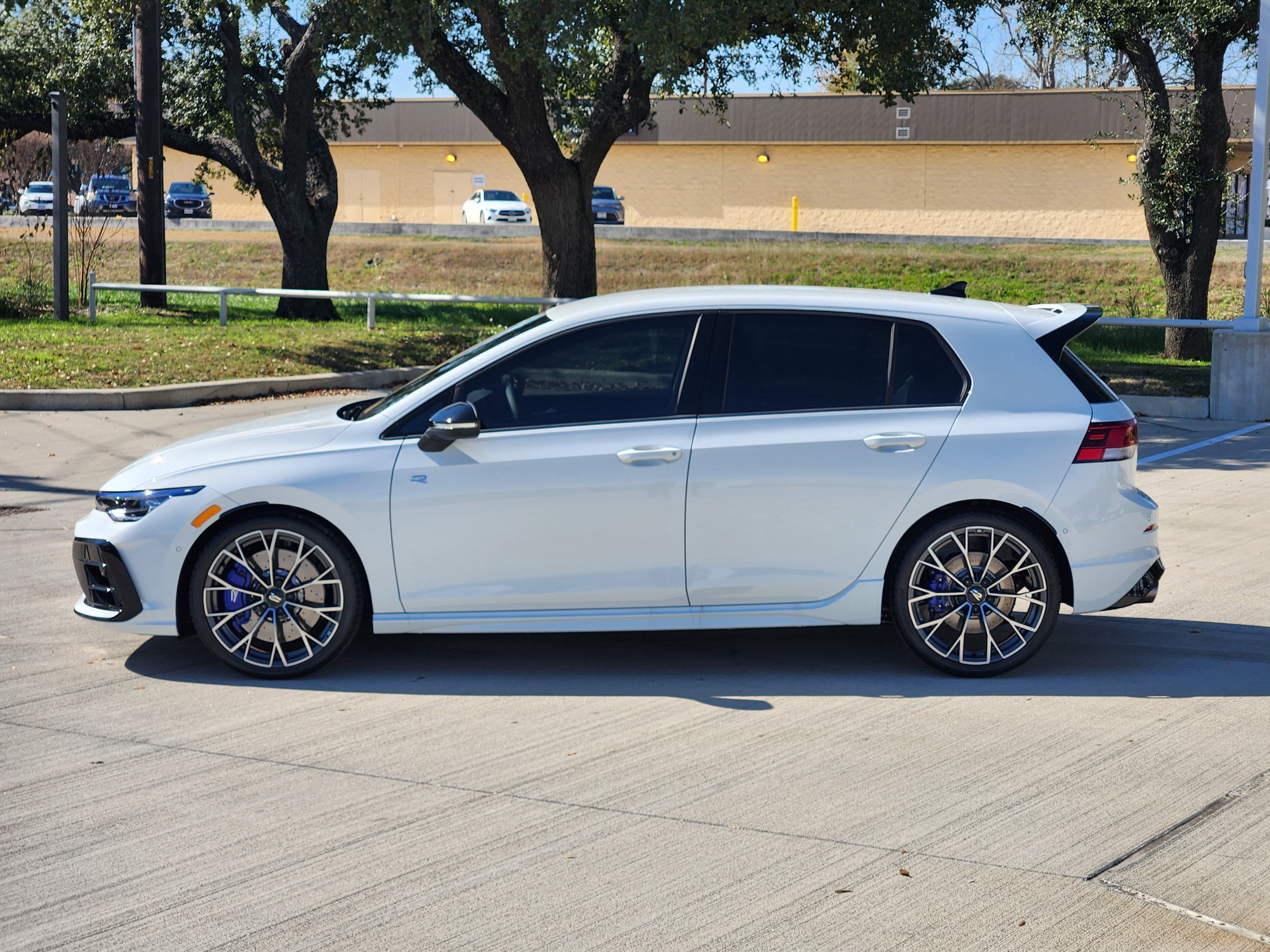 2026 Volkswagen Golf R 2.0T
