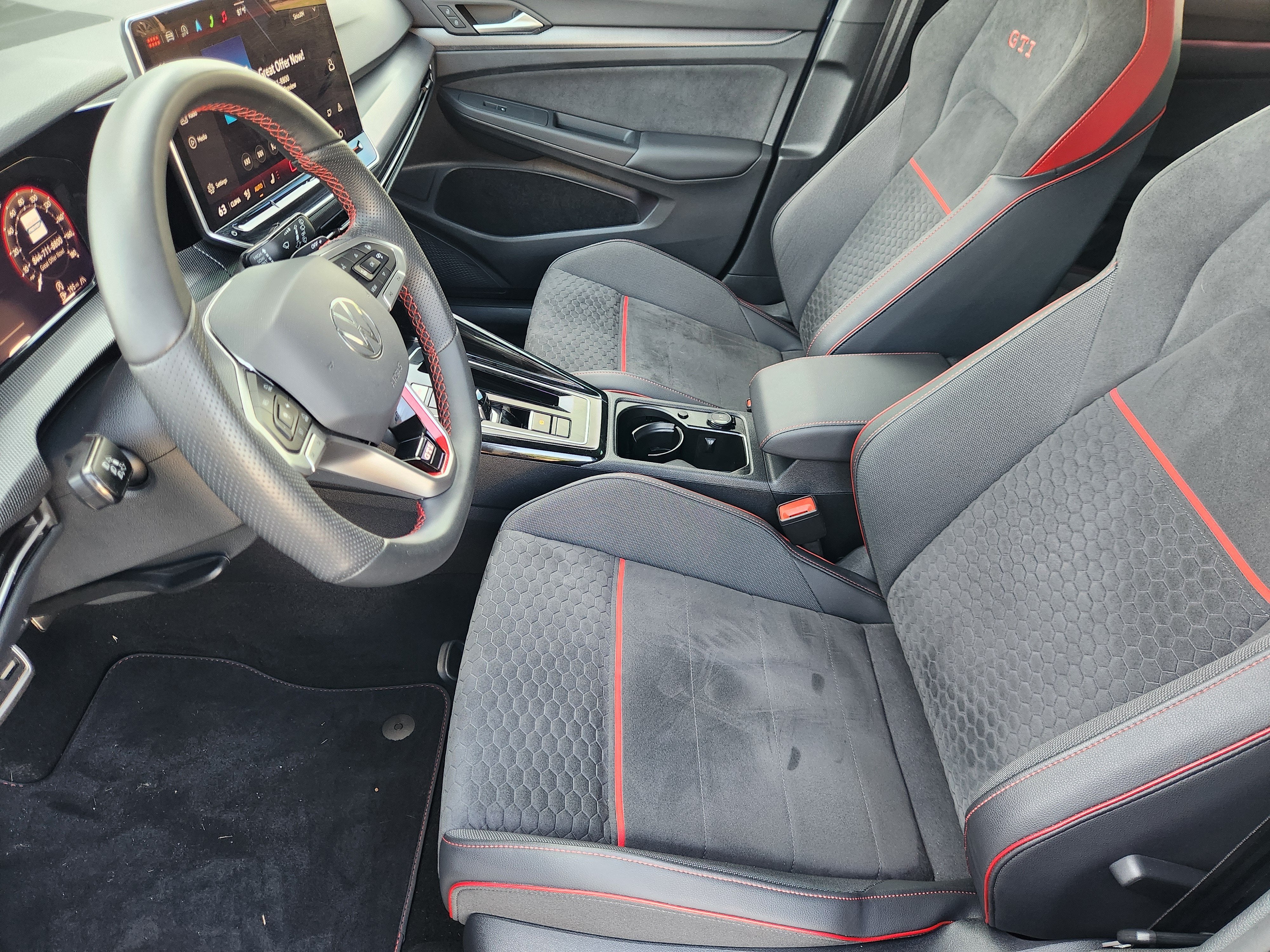 2025 Volkswagen Golf GTI SE