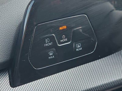 2025 Volkswagen Golf GTI SE