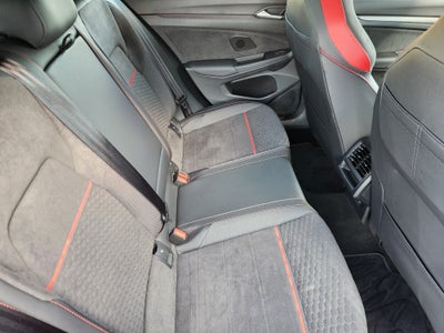 2025 Volkswagen Golf GTI SE