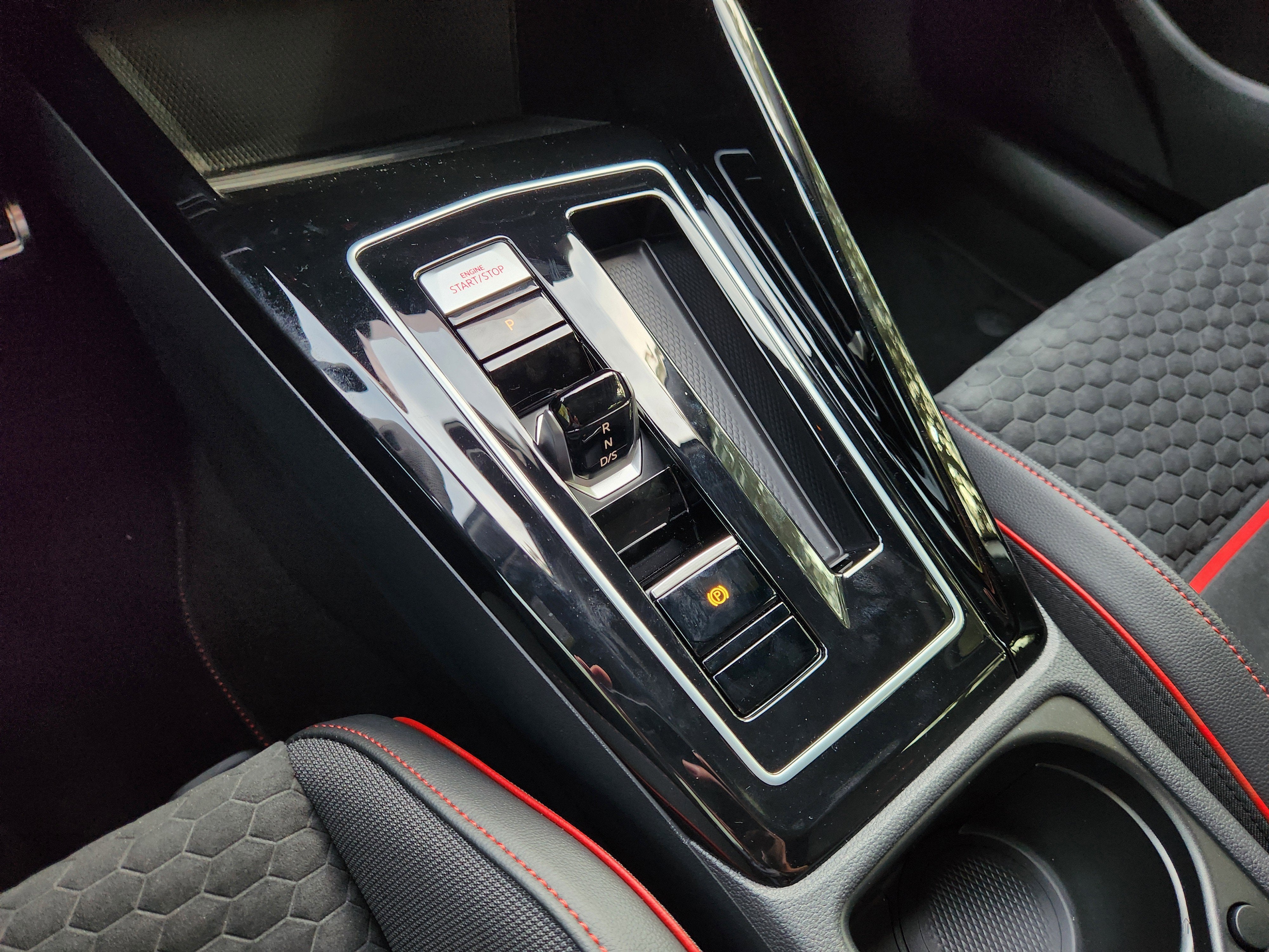 2026 Volkswagen Golf GTI SE