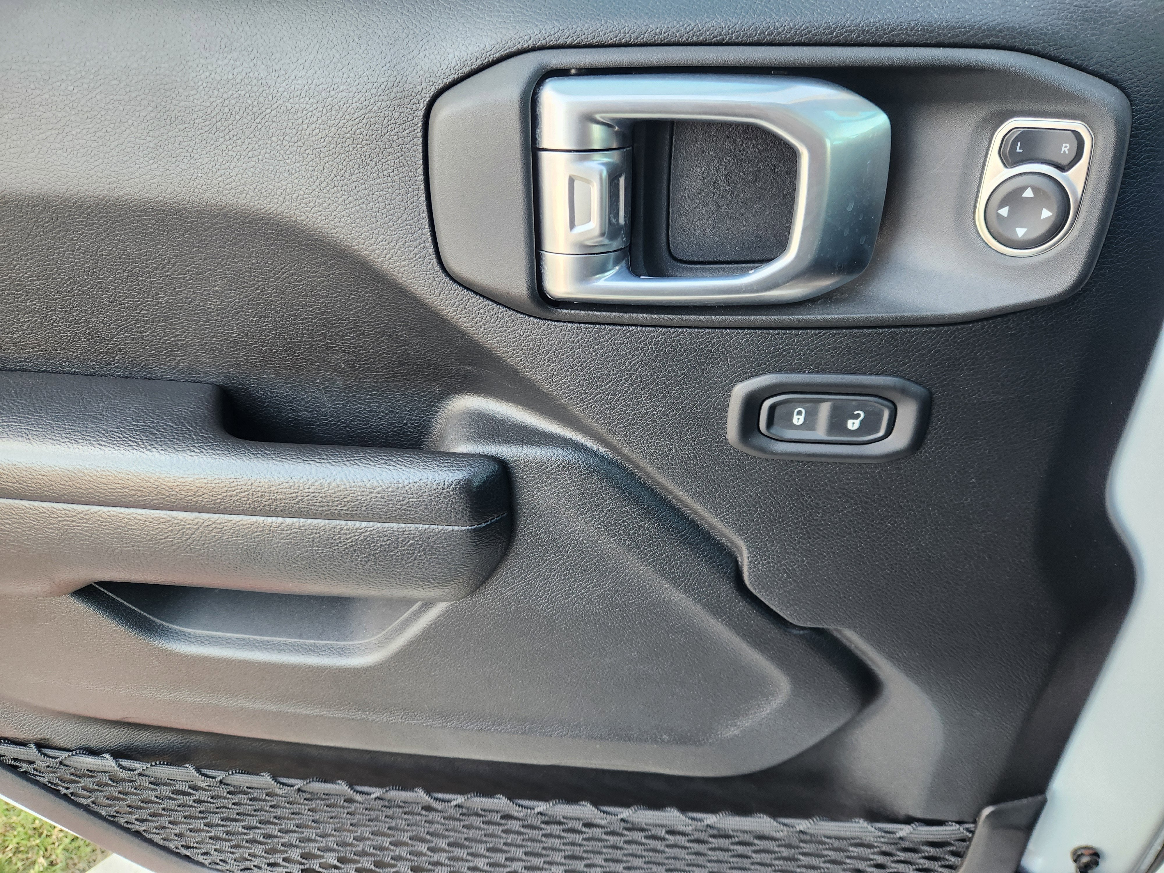 2022 Jeep Wrangler Willys