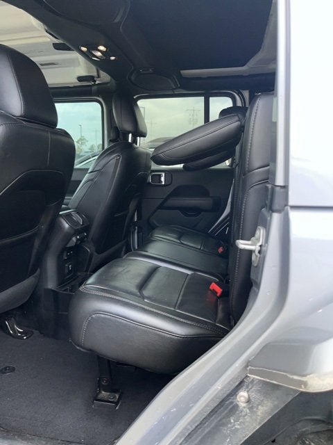 2020 Jeep Wrangler Unlimited Sahara Altitude