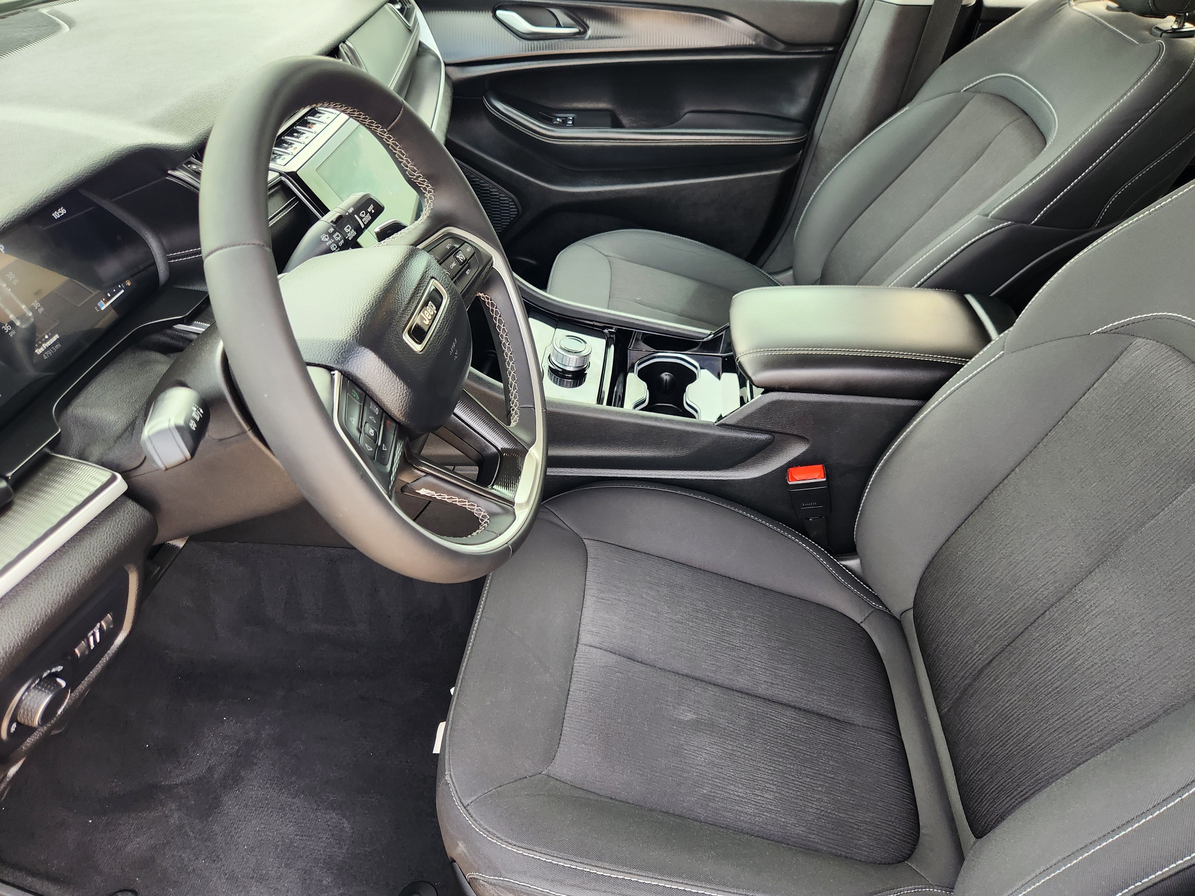 2023 Jeep Grand Cherokee Laredo X