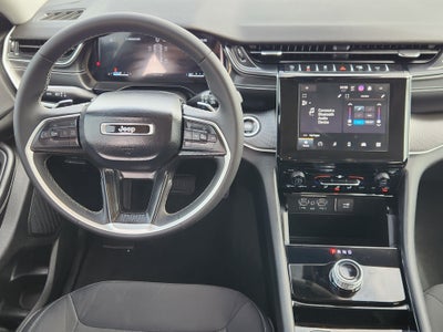 2023 Jeep Grand Cherokee Laredo X