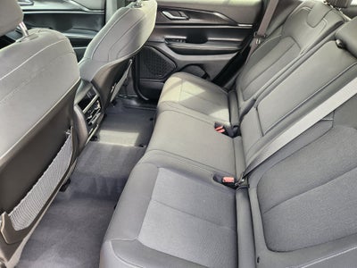 2023 Jeep Grand Cherokee Laredo X