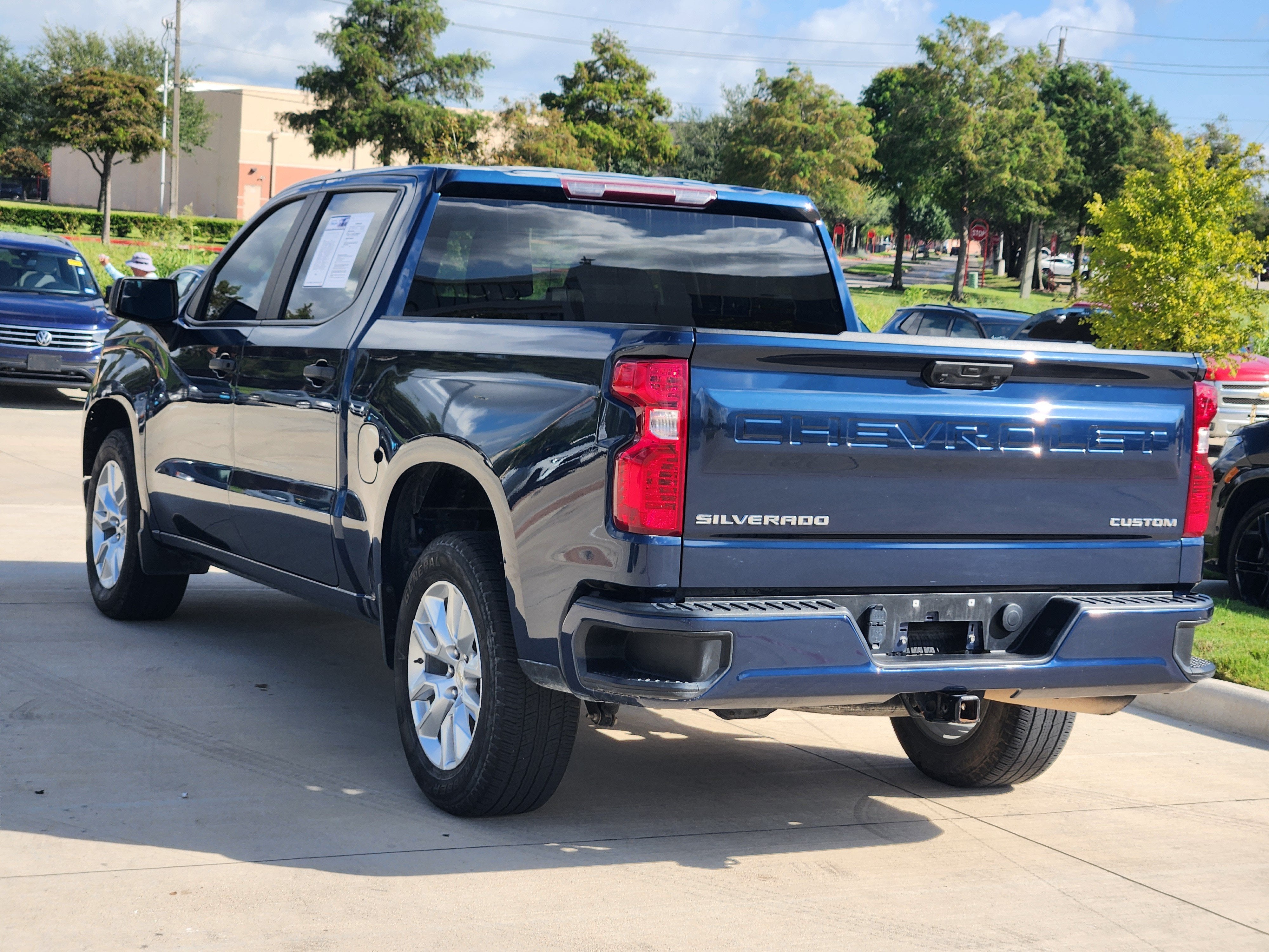 2023 Chevrolet Silverado 1500 Custom