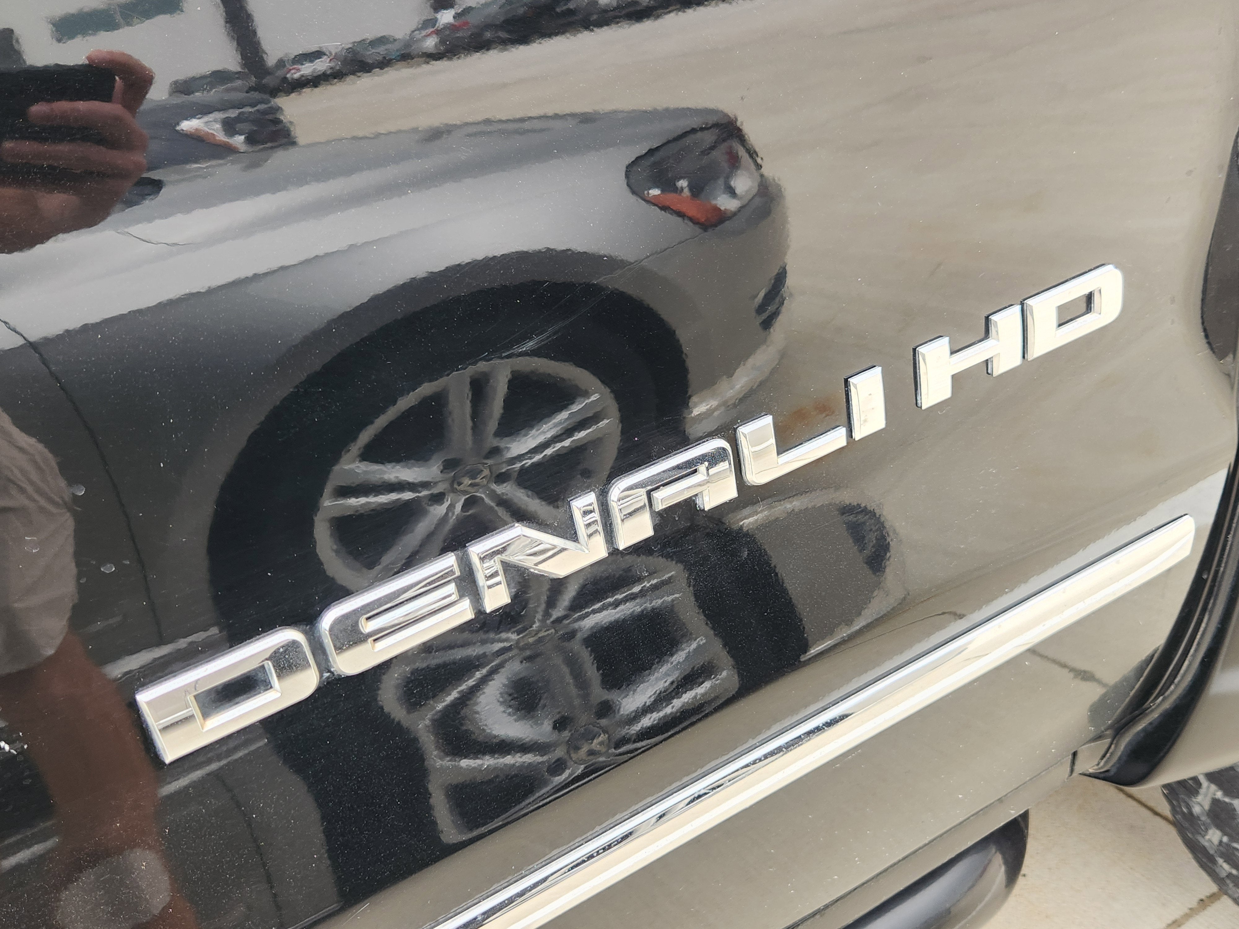 2015 GMC Sierra 2500HD available WiFi Denali