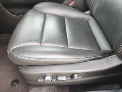 2025 Cadillac XT4 FWD Premium Luxury