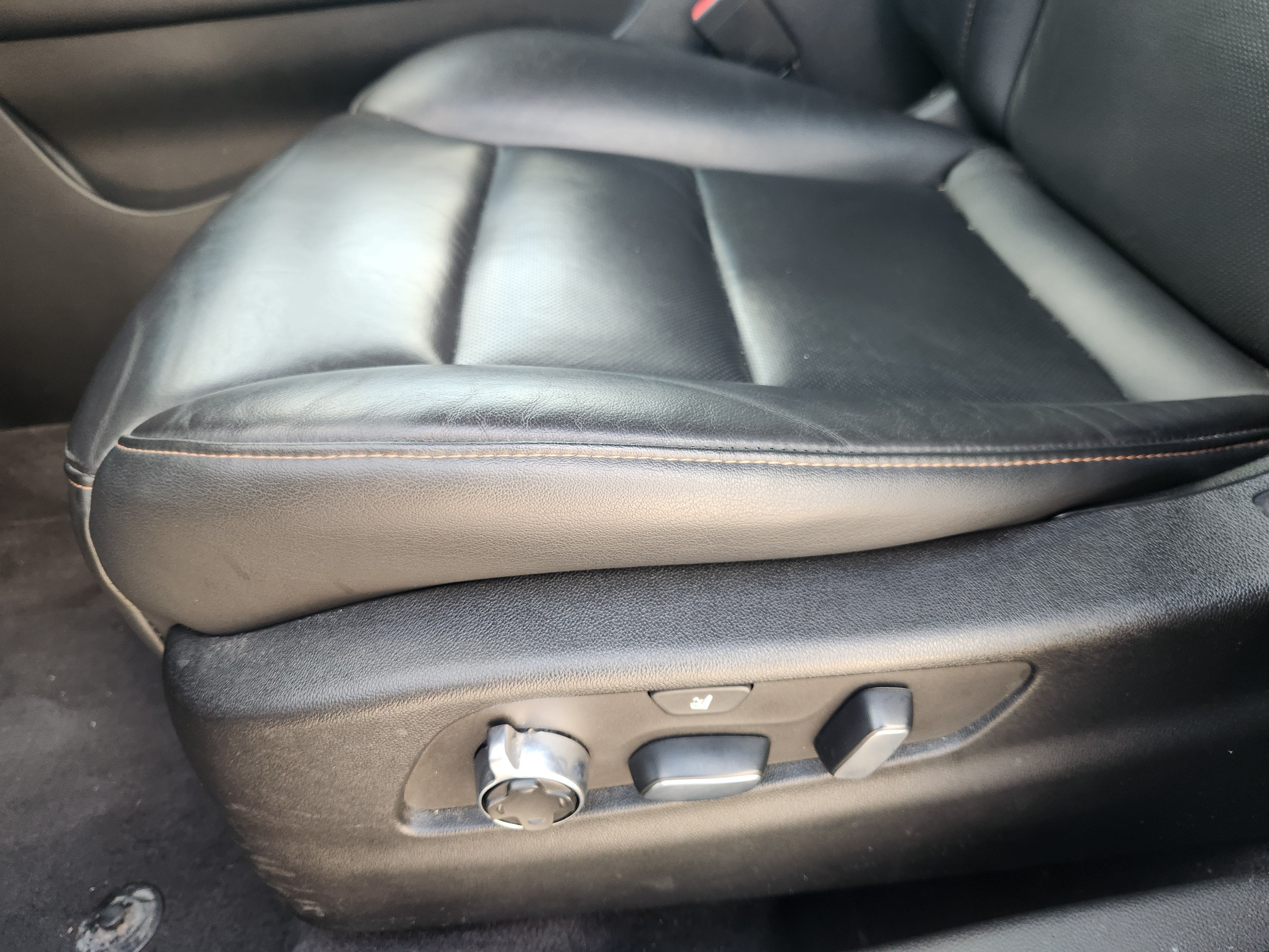 2022 Cadillac XT4 FWD Sport