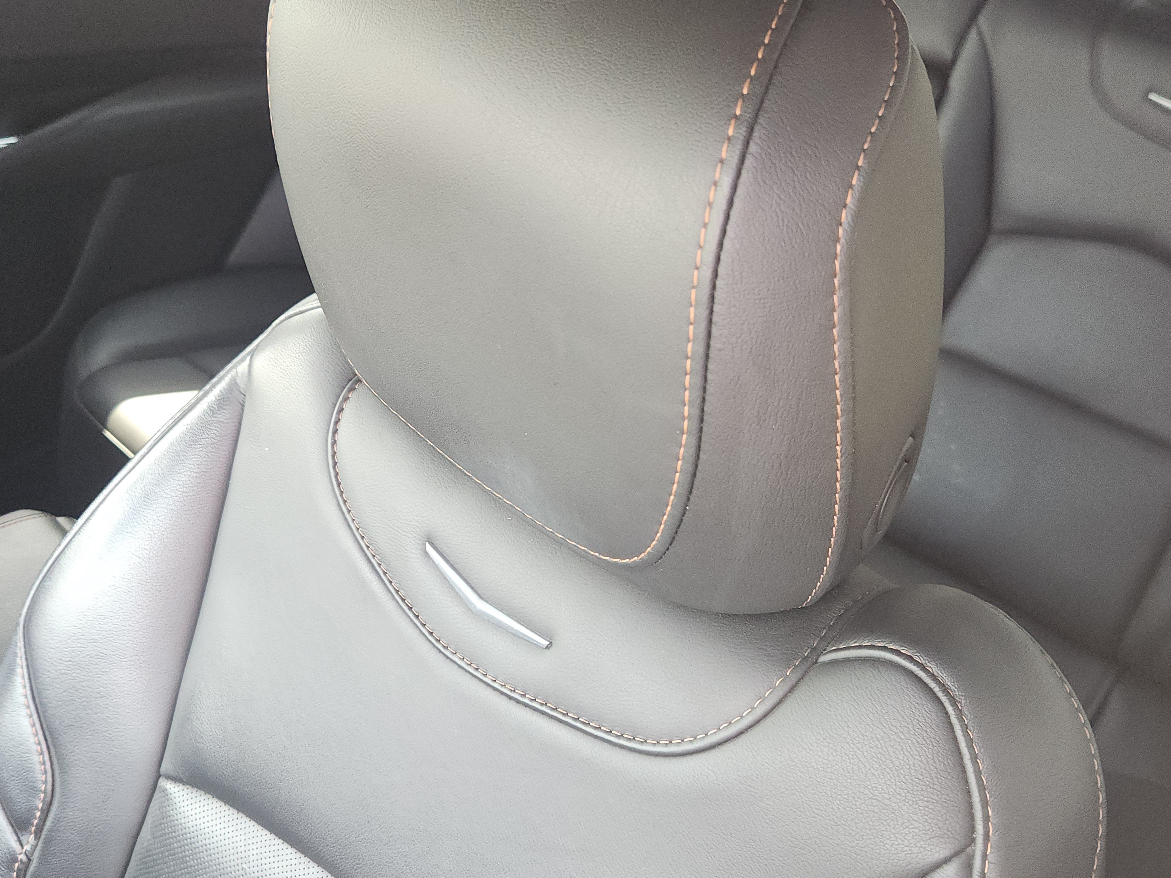 2022 Cadillac XT4 FWD Sport
