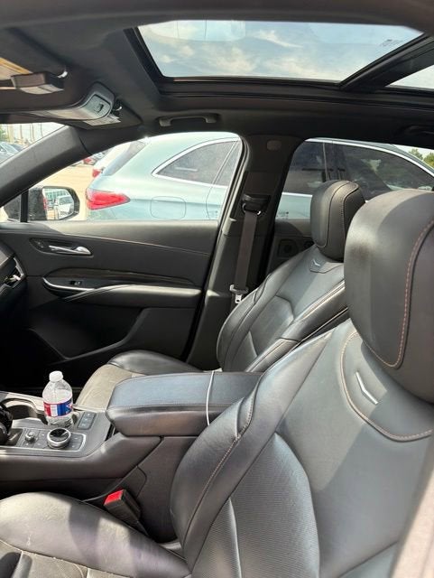 2022 Cadillac XT4 FWD Sport