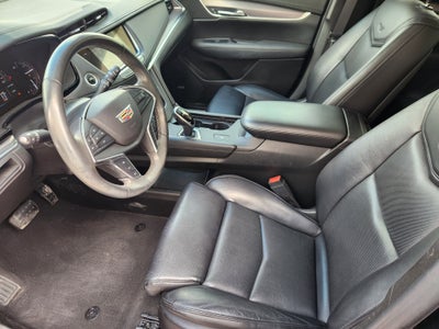 2017 Cadillac XT5 Luxury FWD