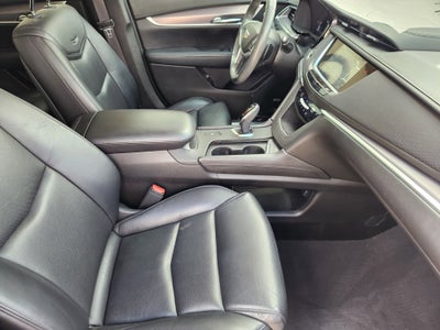 2017 Cadillac XT5 Luxury FWD