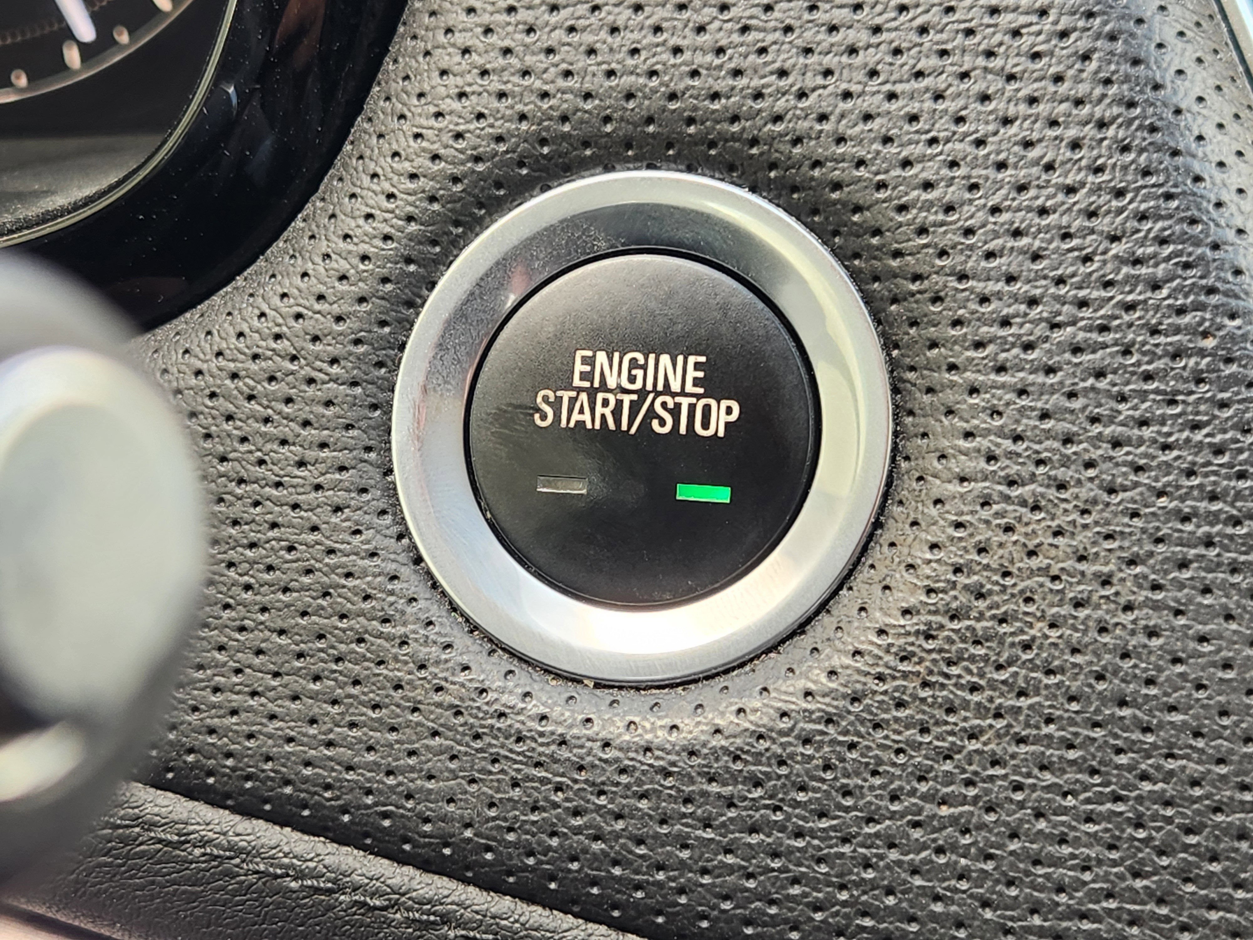 2017 Cadillac XT5 Luxury FWD