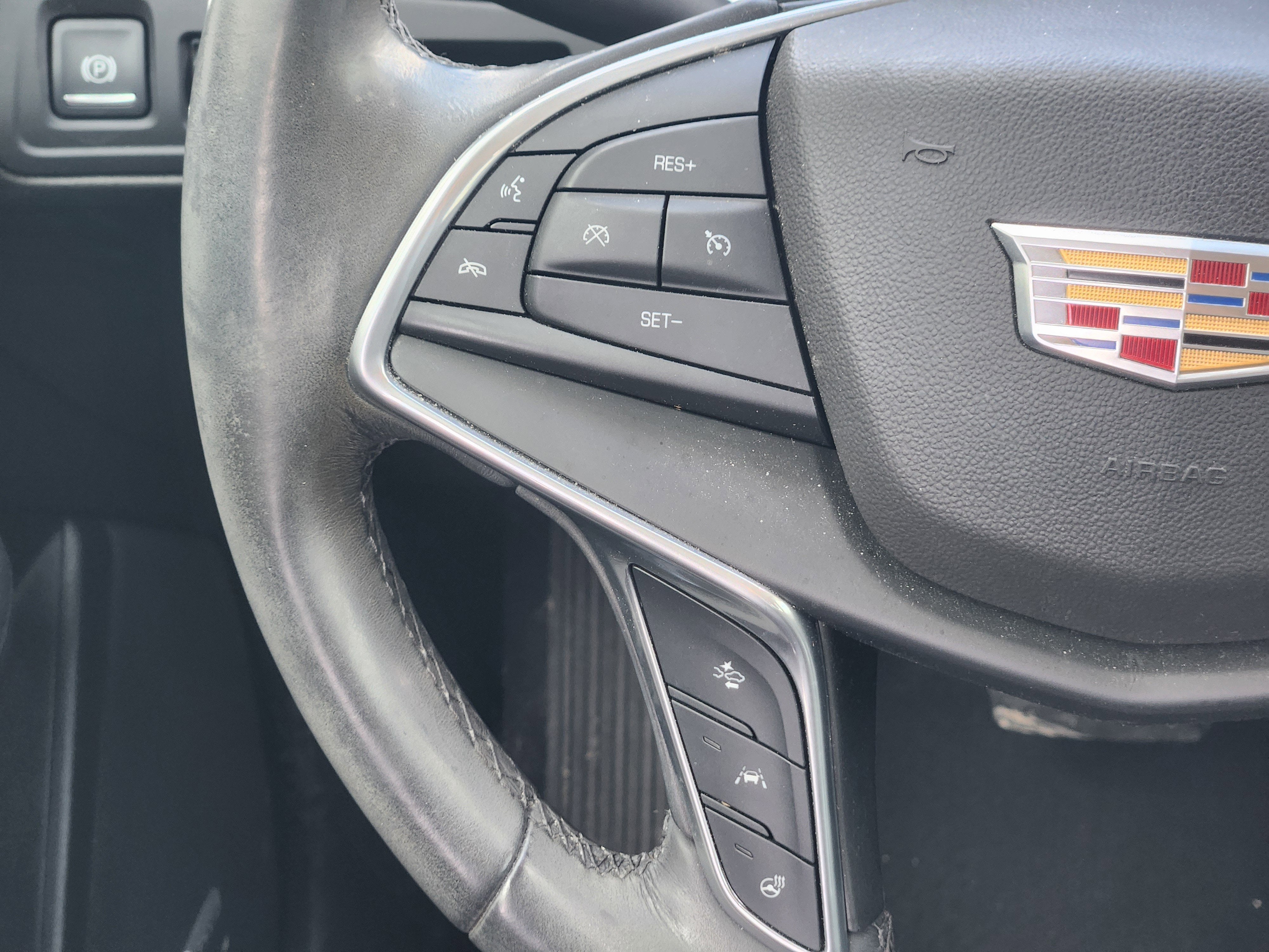 2017 Cadillac XT5 Luxury FWD