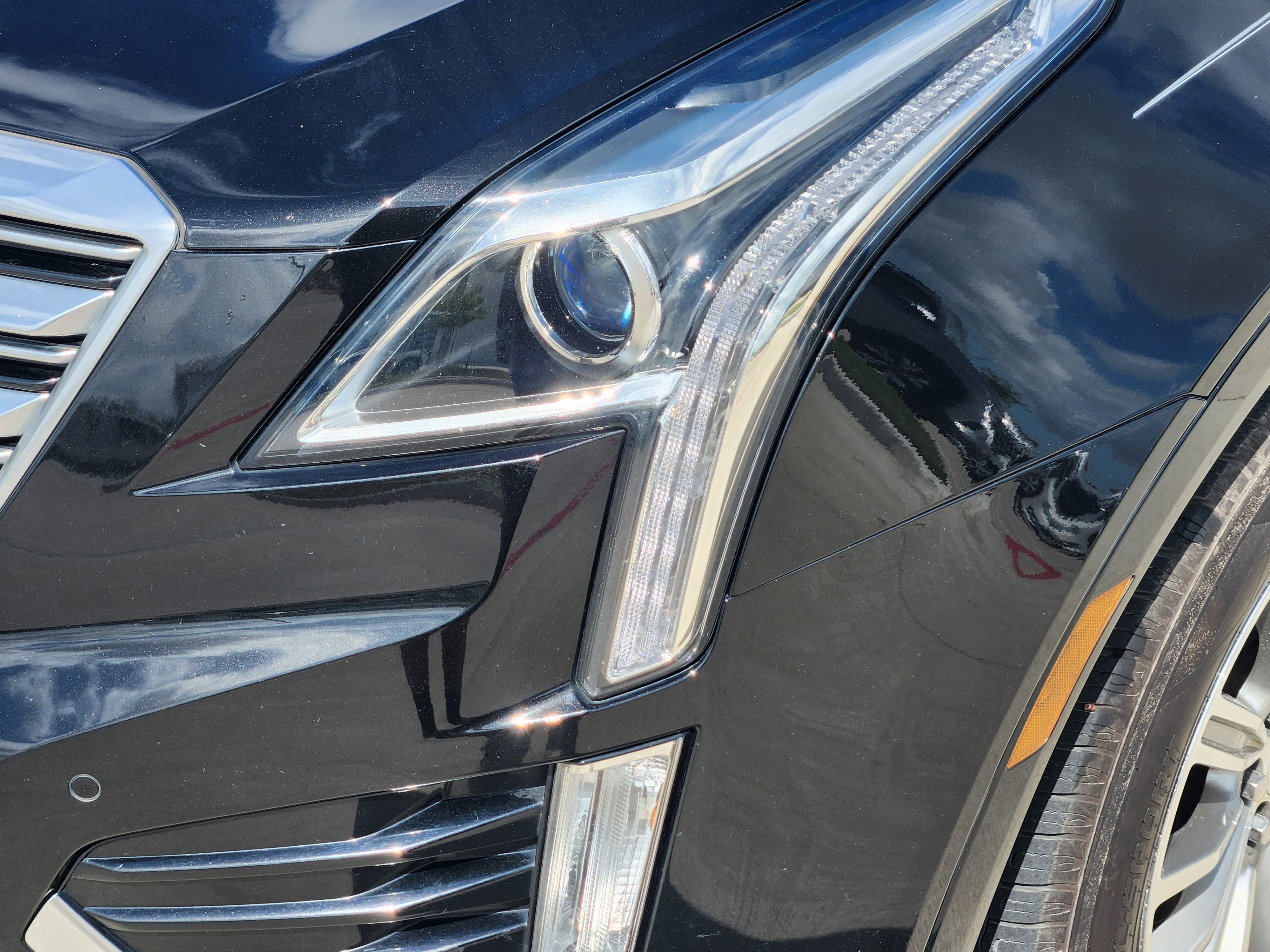 2017 Cadillac XT5 Luxury FWD