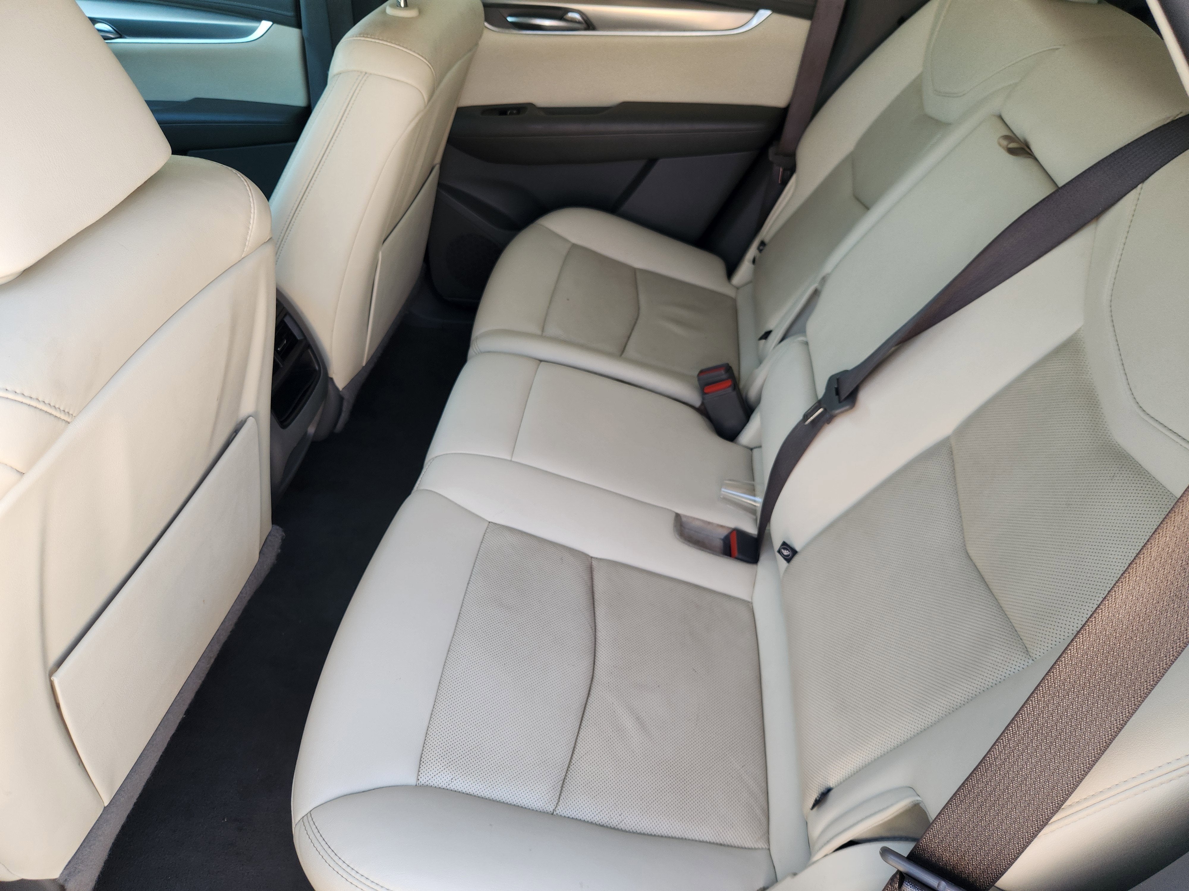 2021 Cadillac XT5 FWD Premium Luxury