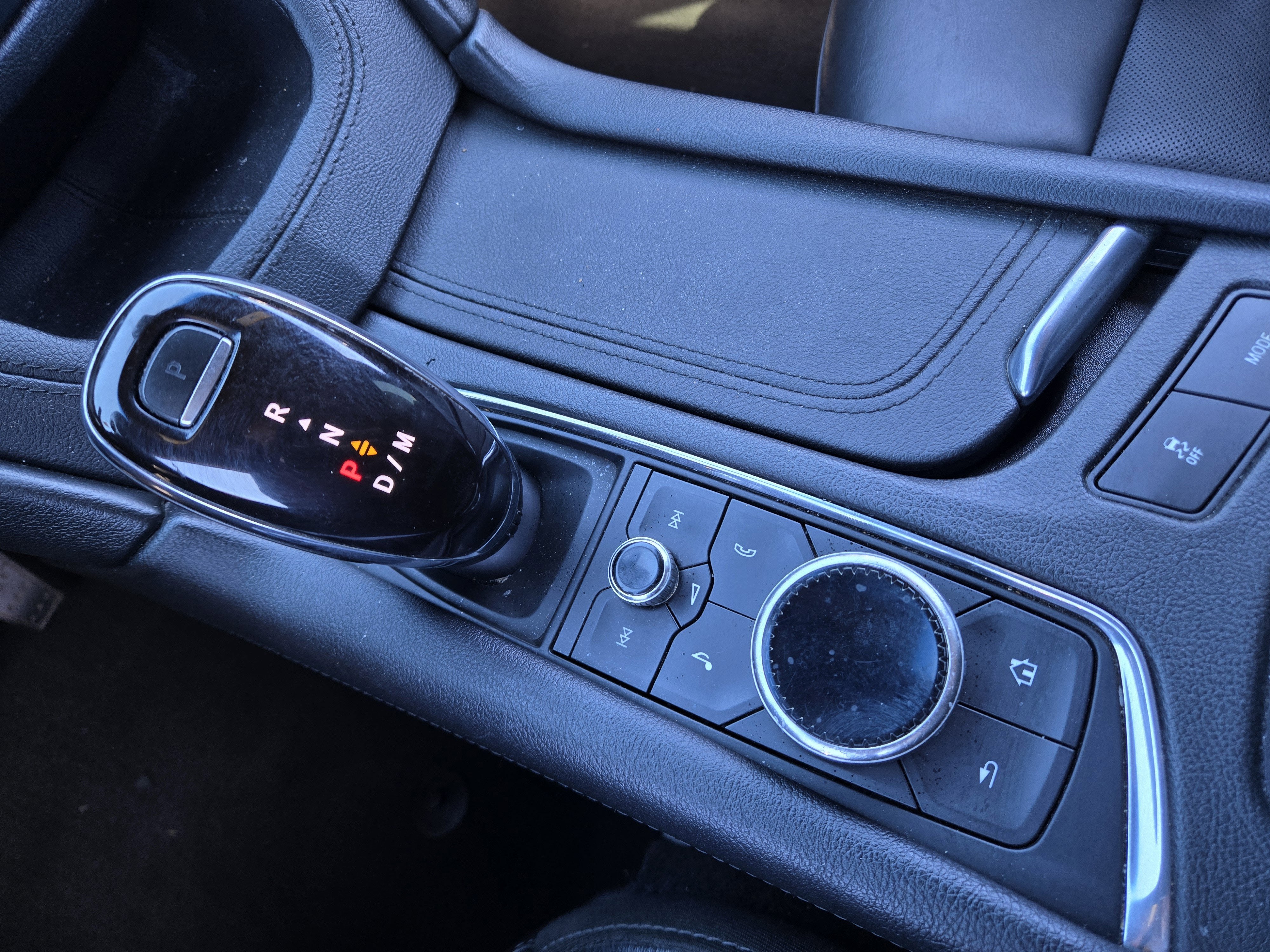 2020 Cadillac XT5 Premium Luxury FWD