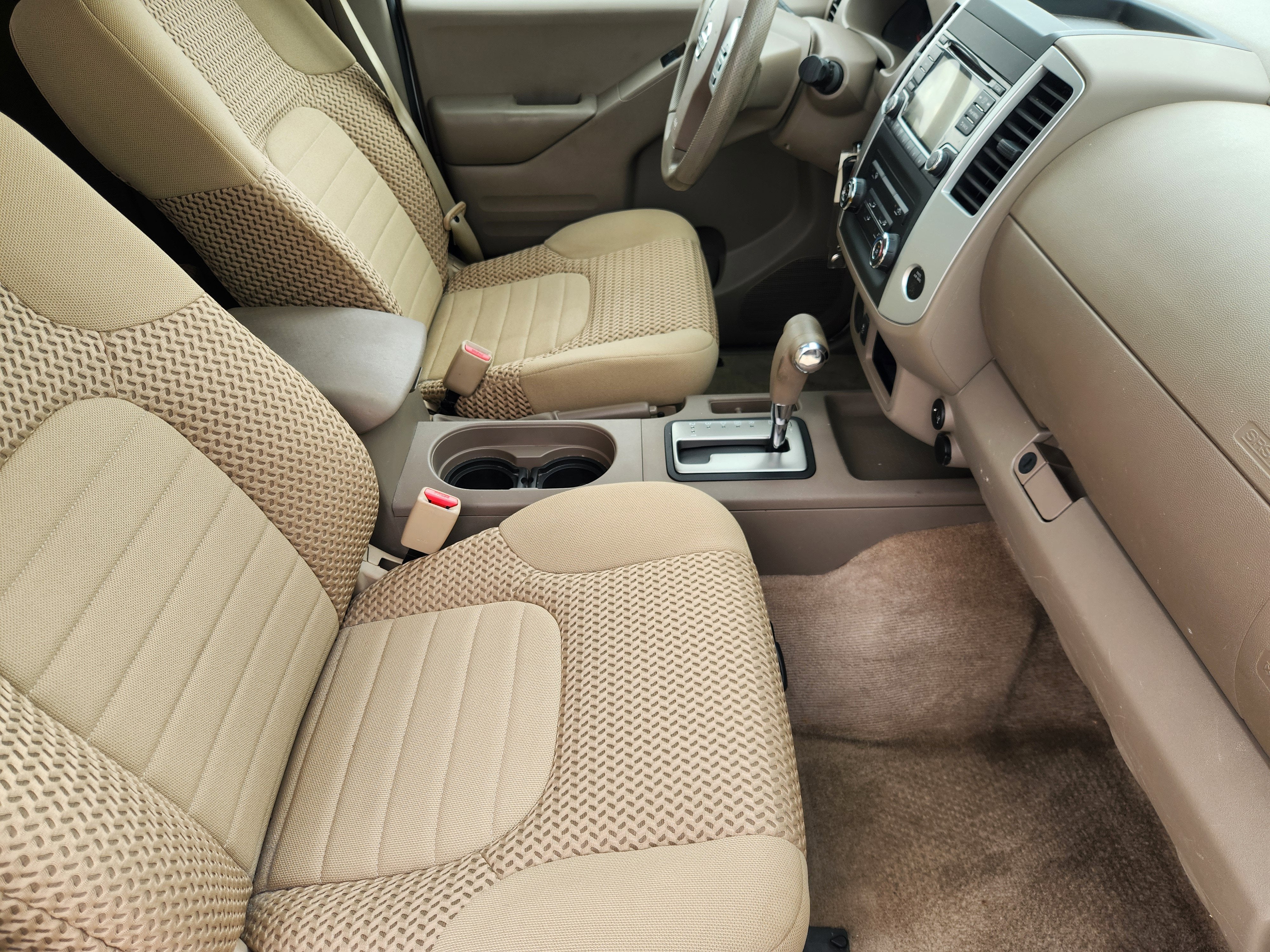 2017 Nissan Frontier SV V6