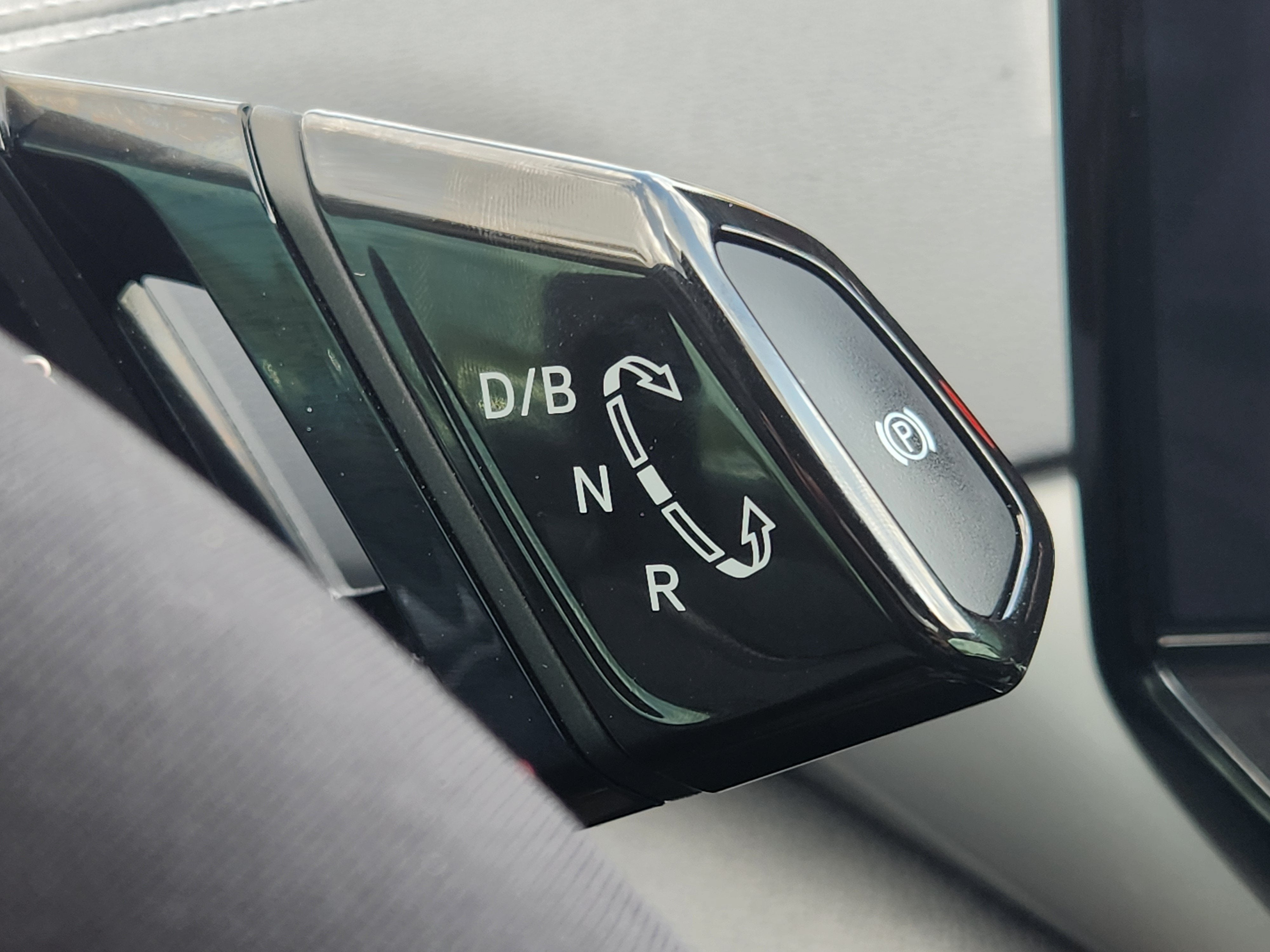 2023 Volkswagen ID.4 S