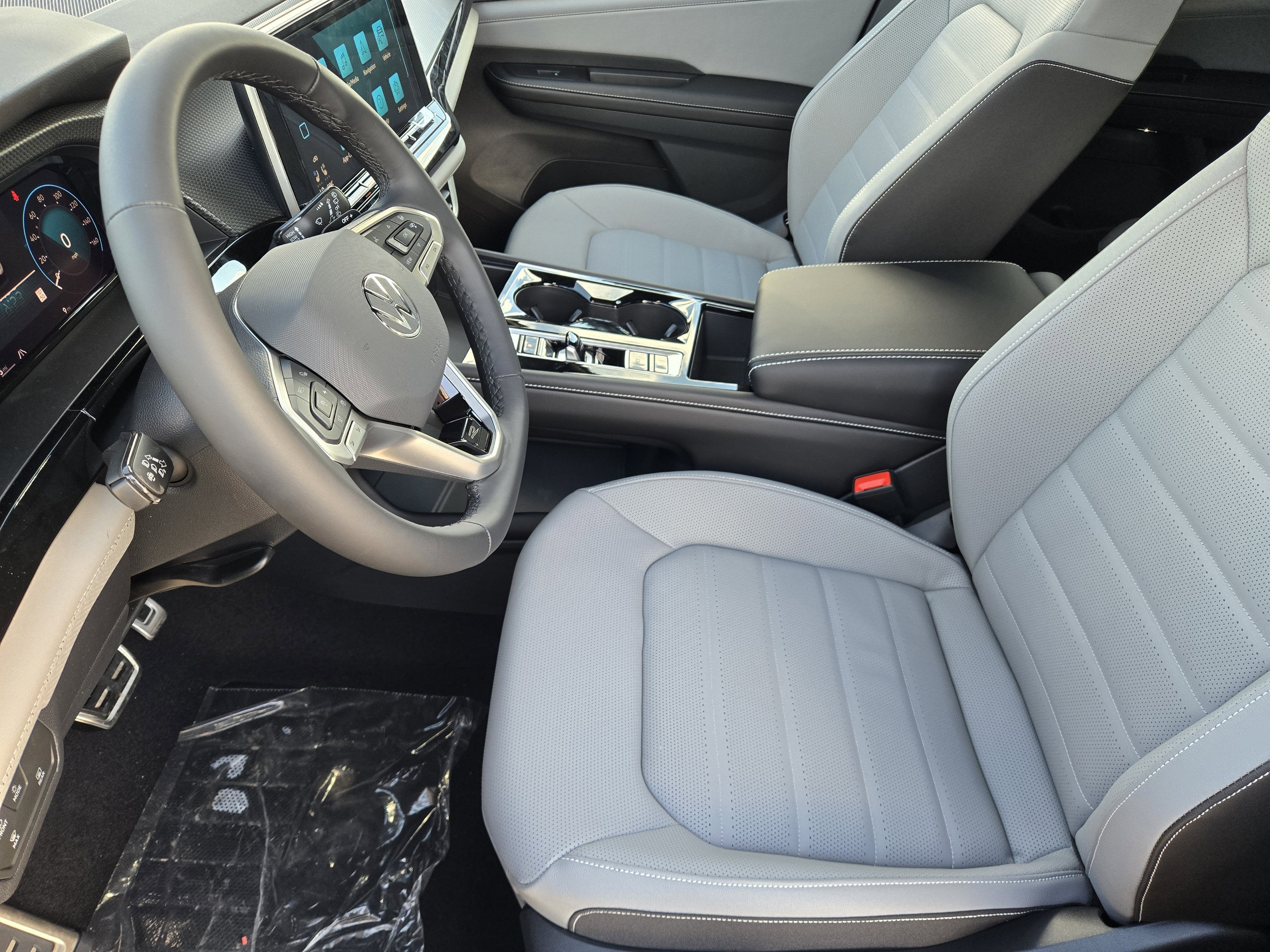 2026 Volkswagen Atlas Cross Sport 2.0T SEL R-Line Black