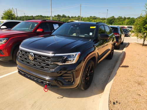 2026 Volkswagen Atlas Cross Sport 2.0T SEL R-Line Black