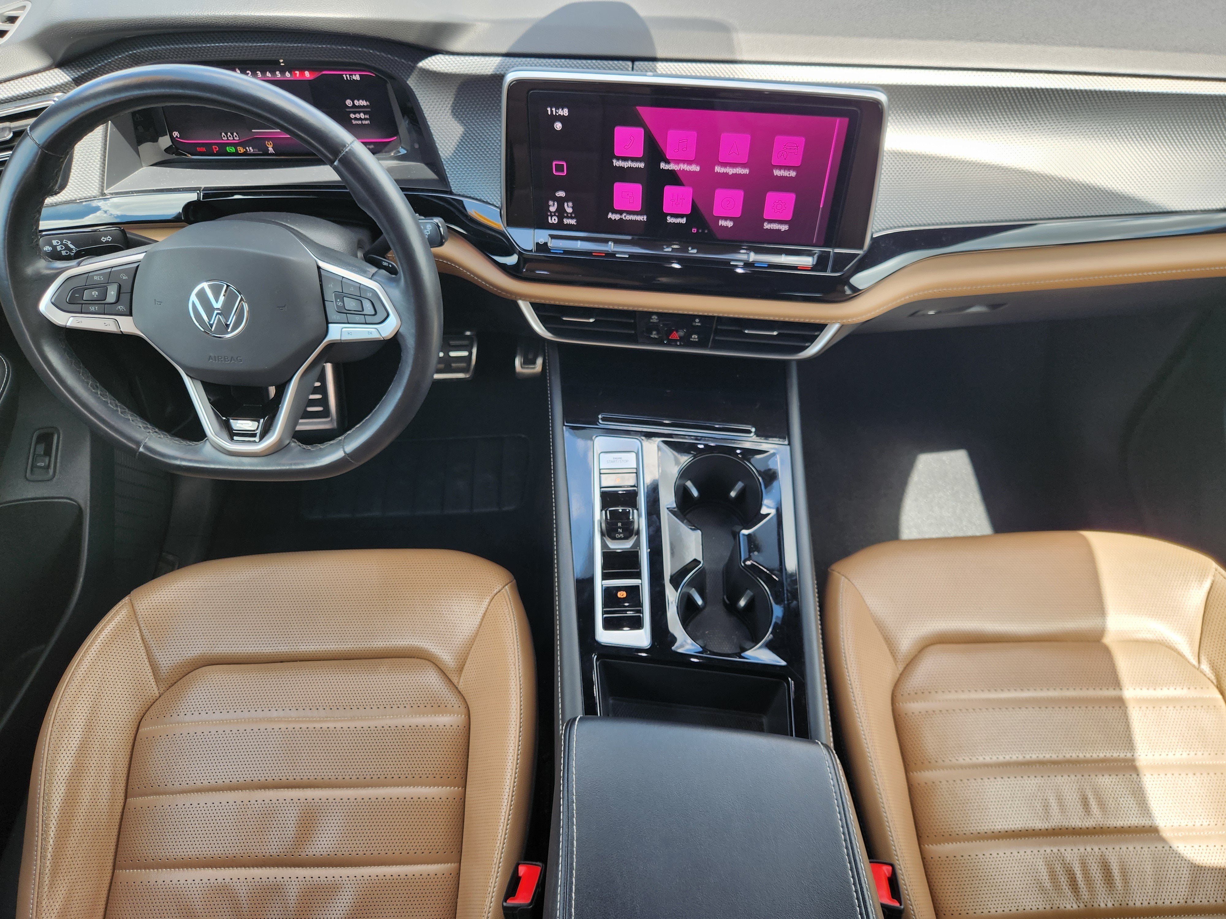 2024 Volkswagen Atlas Cross Sport 2.0T SEL R-Line